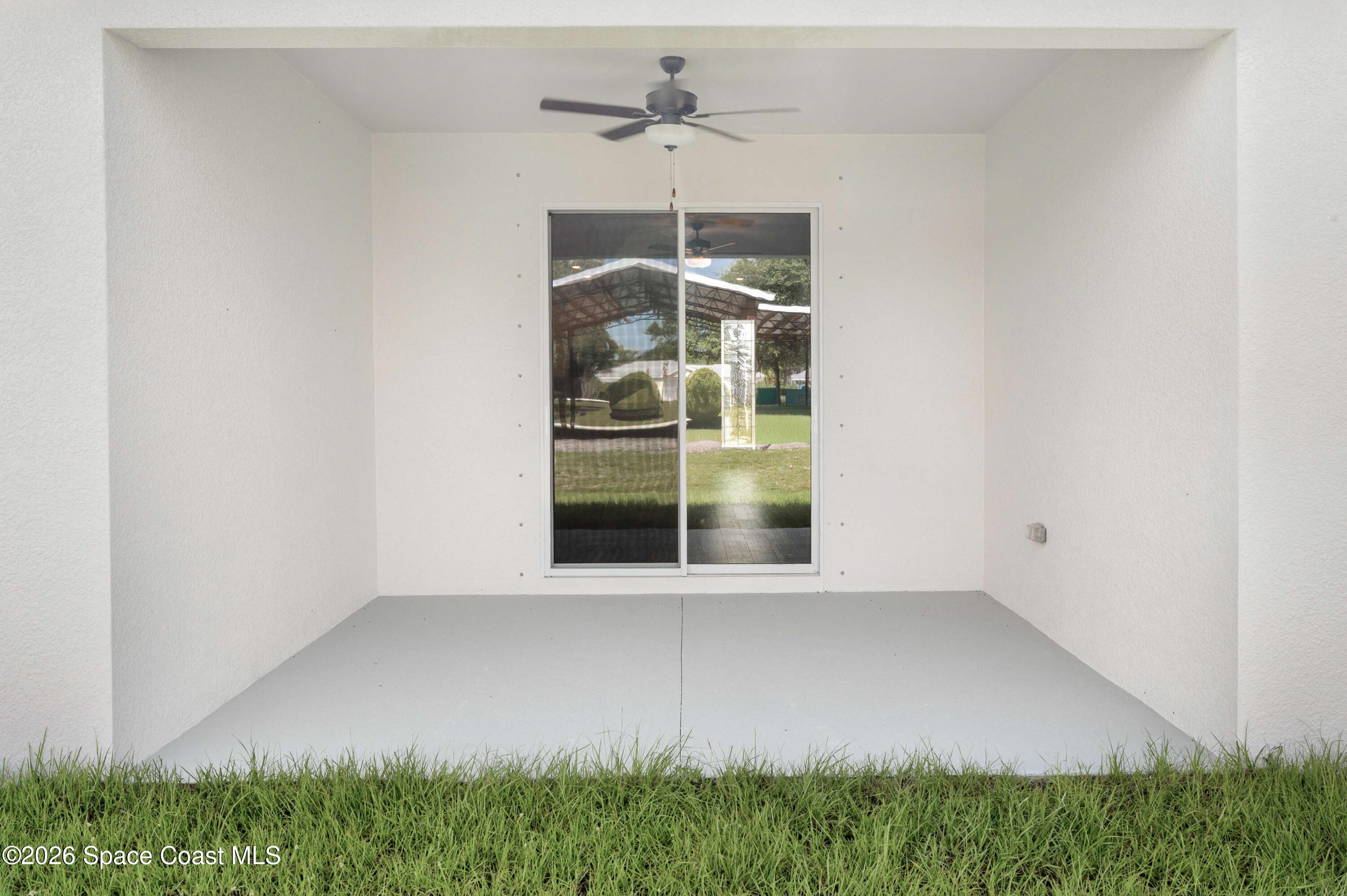 1698 Waldo Street Se Property Photo 6