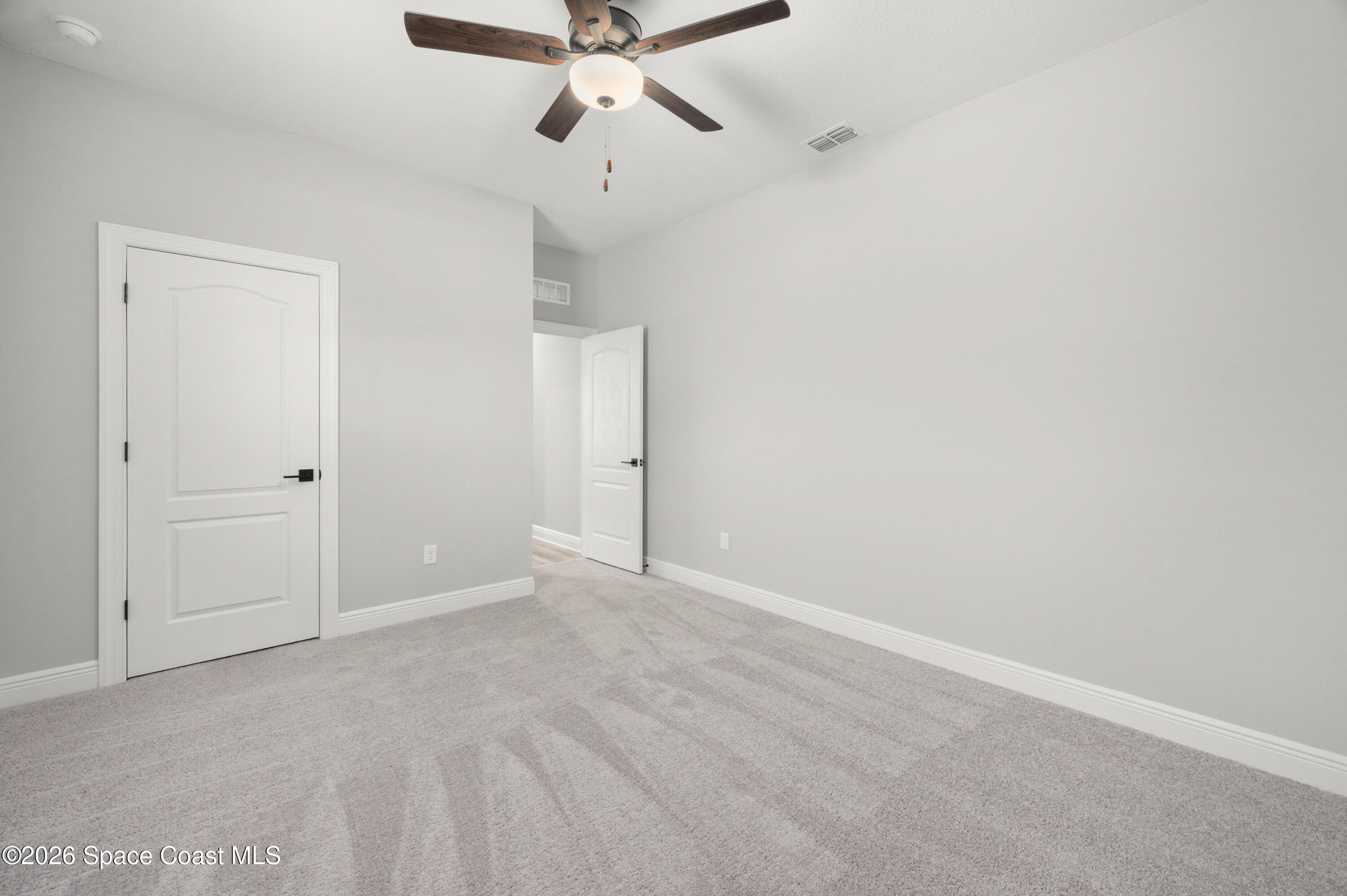 1698 Waldo Street Se Property Photo 13