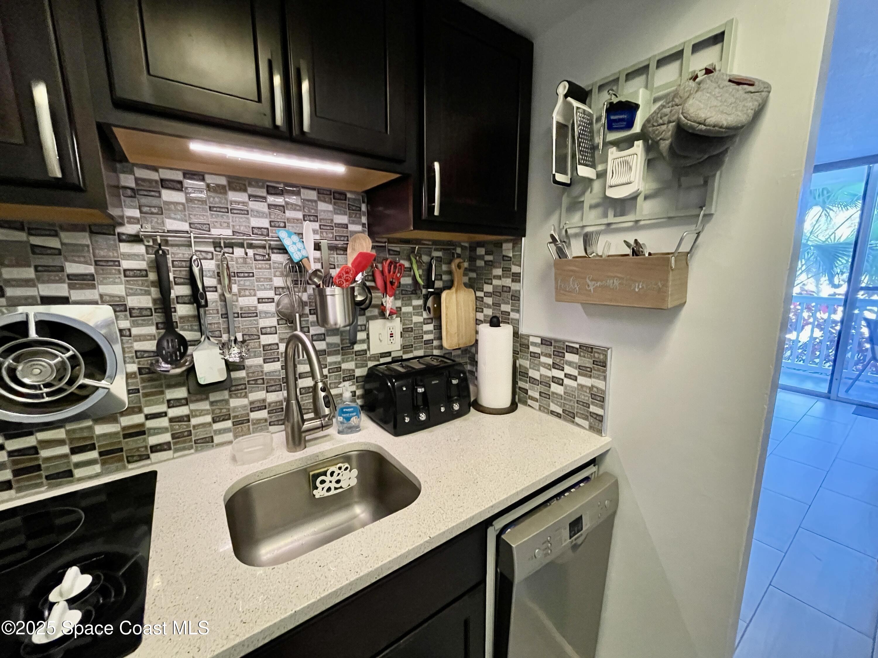 3190 N Atlantic Avenue 105 Property Photo 10