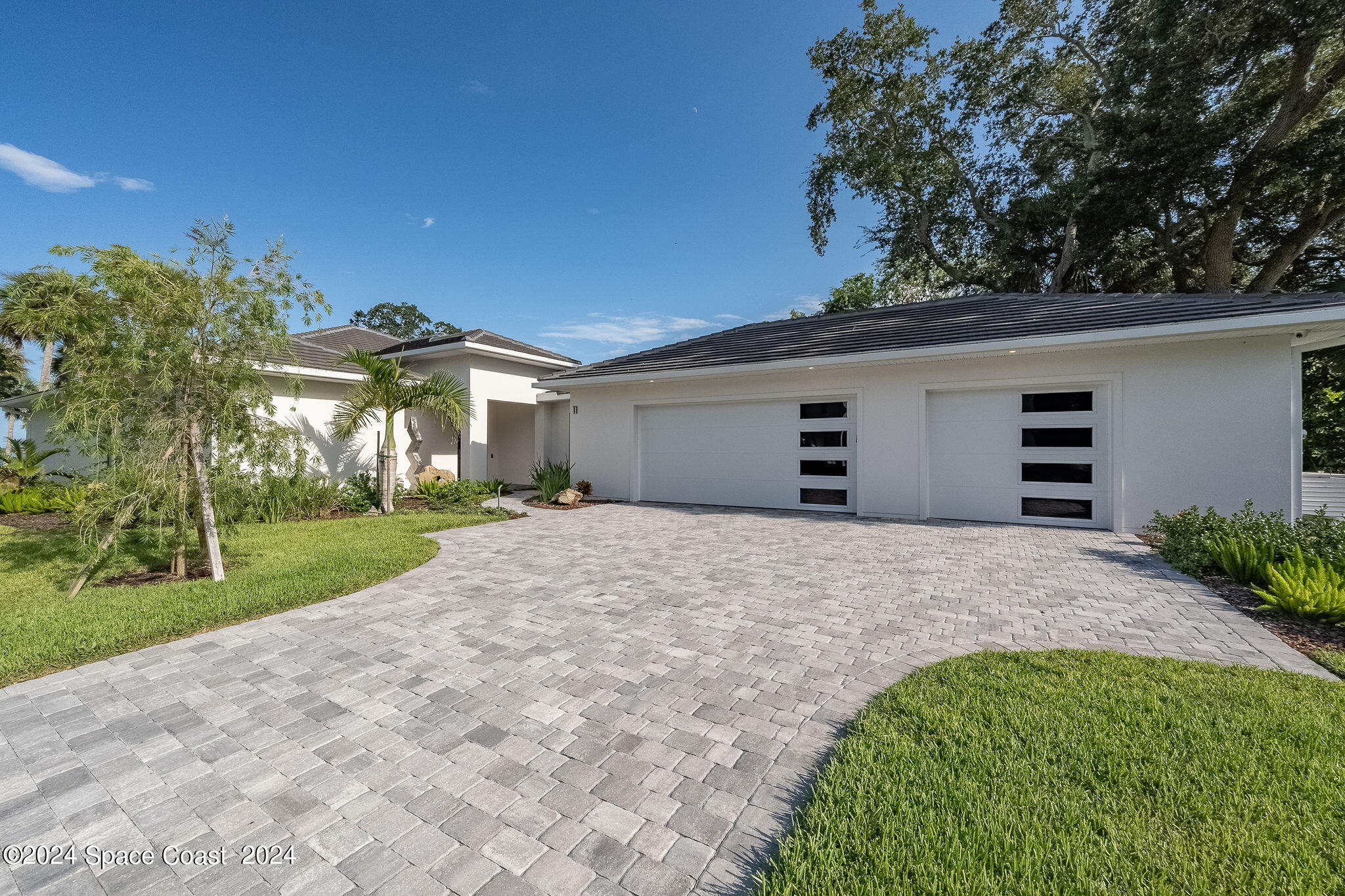 11 Bayshore Court Property Photo 86