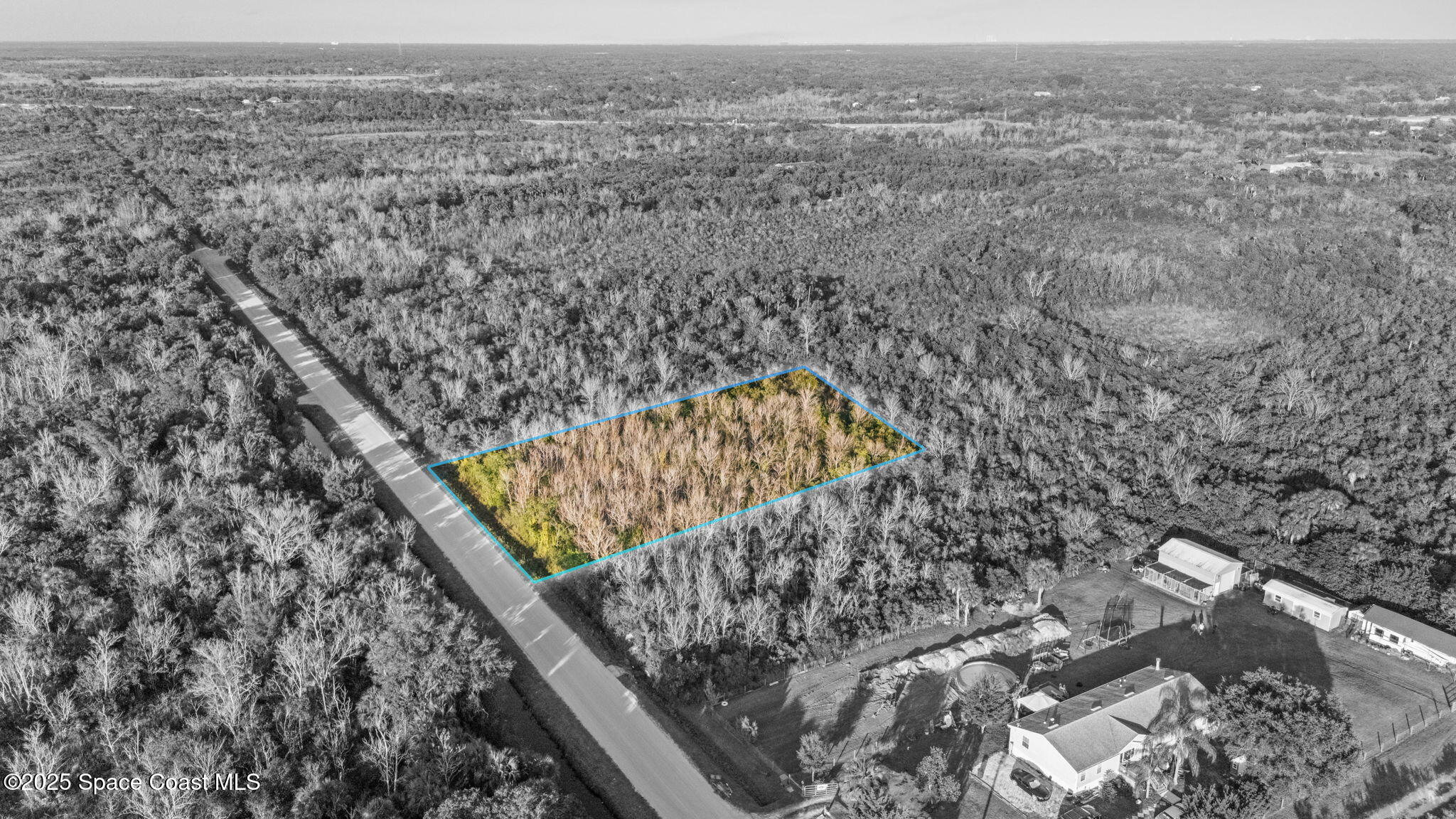 0 Satellite Boulevard Property Photo 1