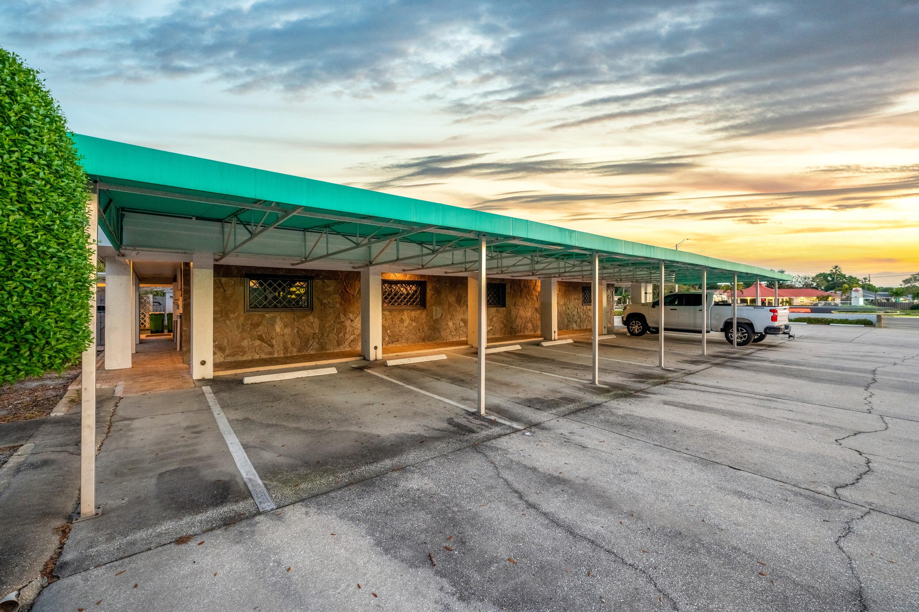 525 N Harbor City Boulevard Property Photo 12