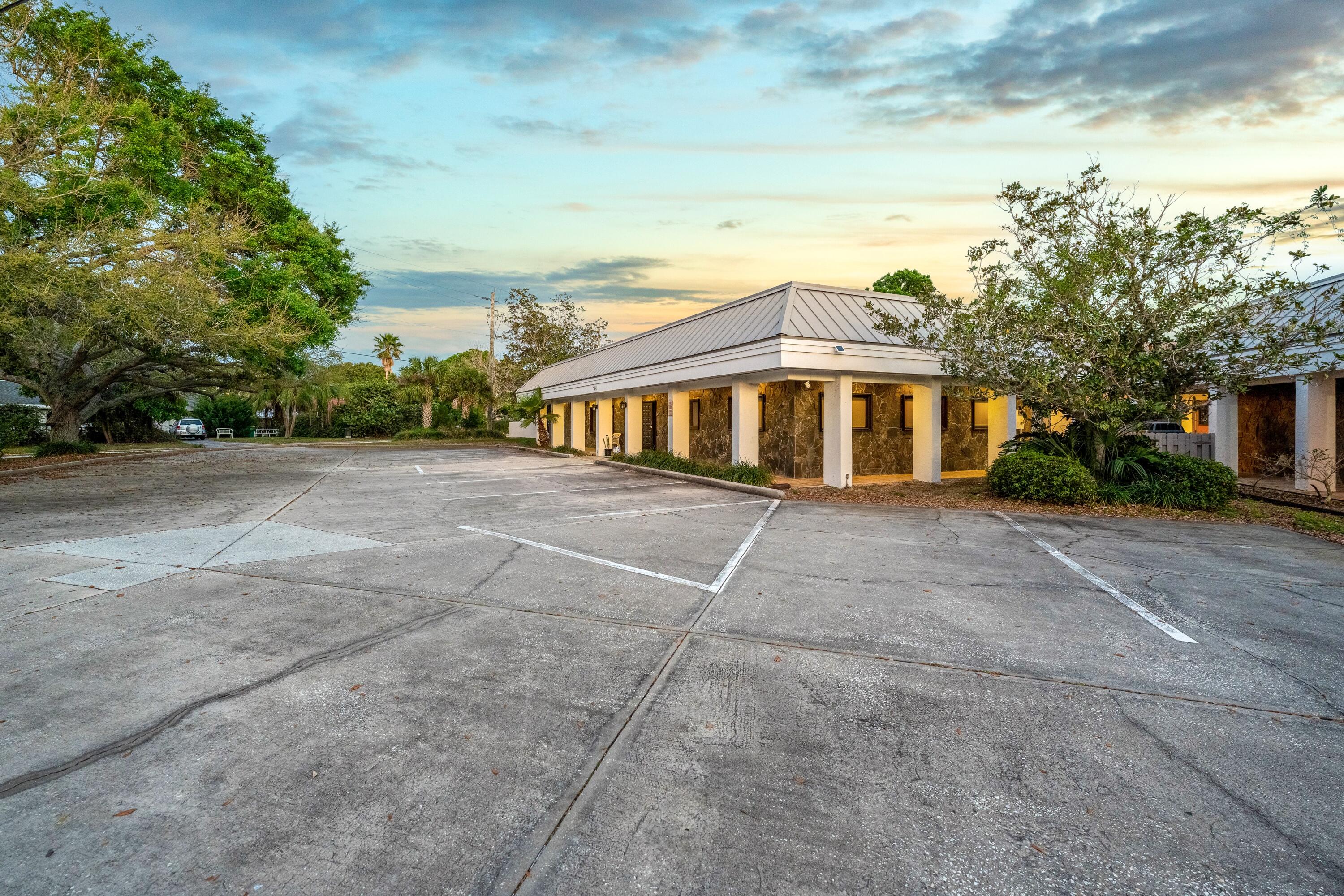 525 N Harbor City Boulevard Property Photo 14