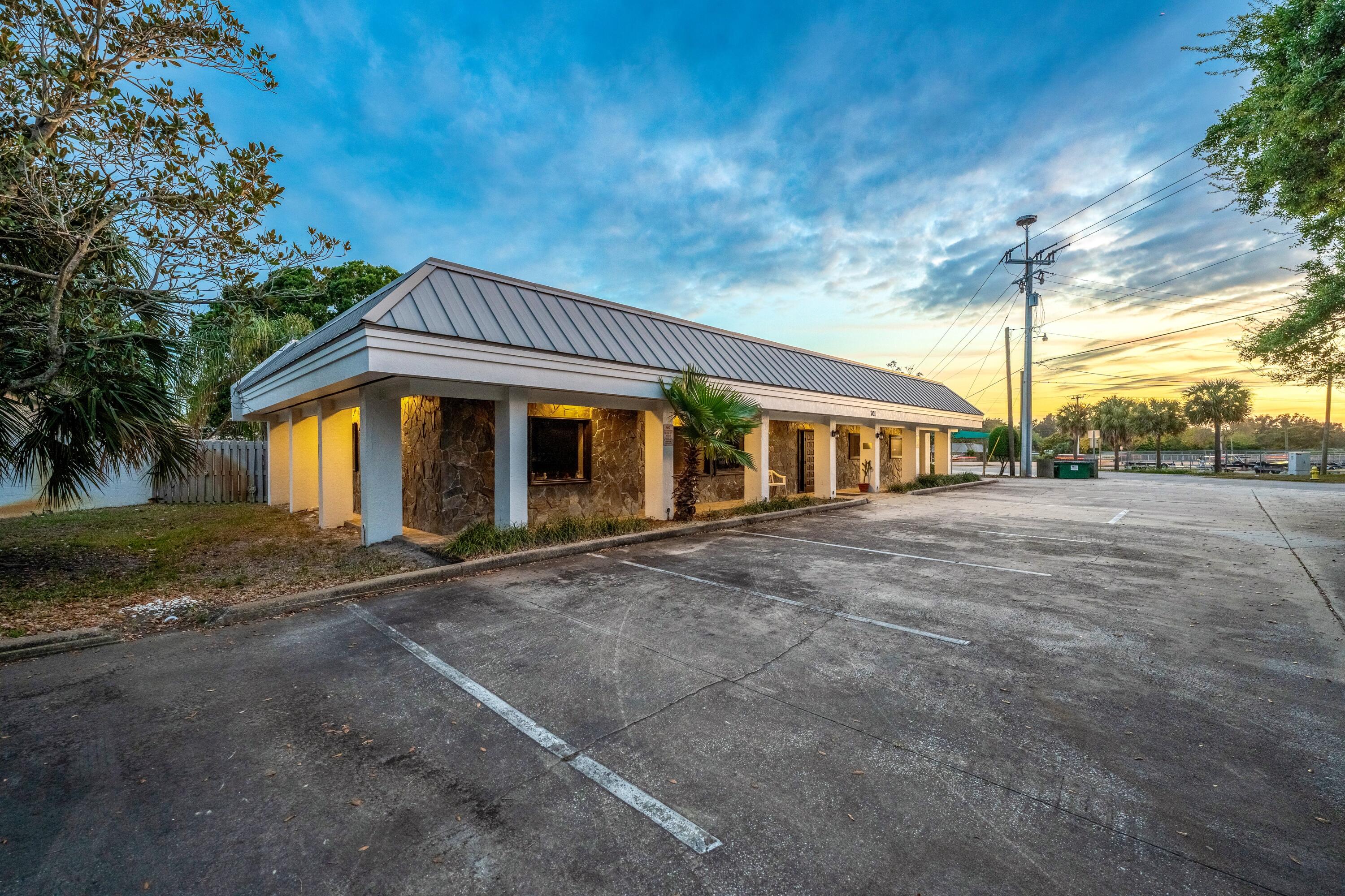 525 N Harbor City Boulevard Property Photo 15