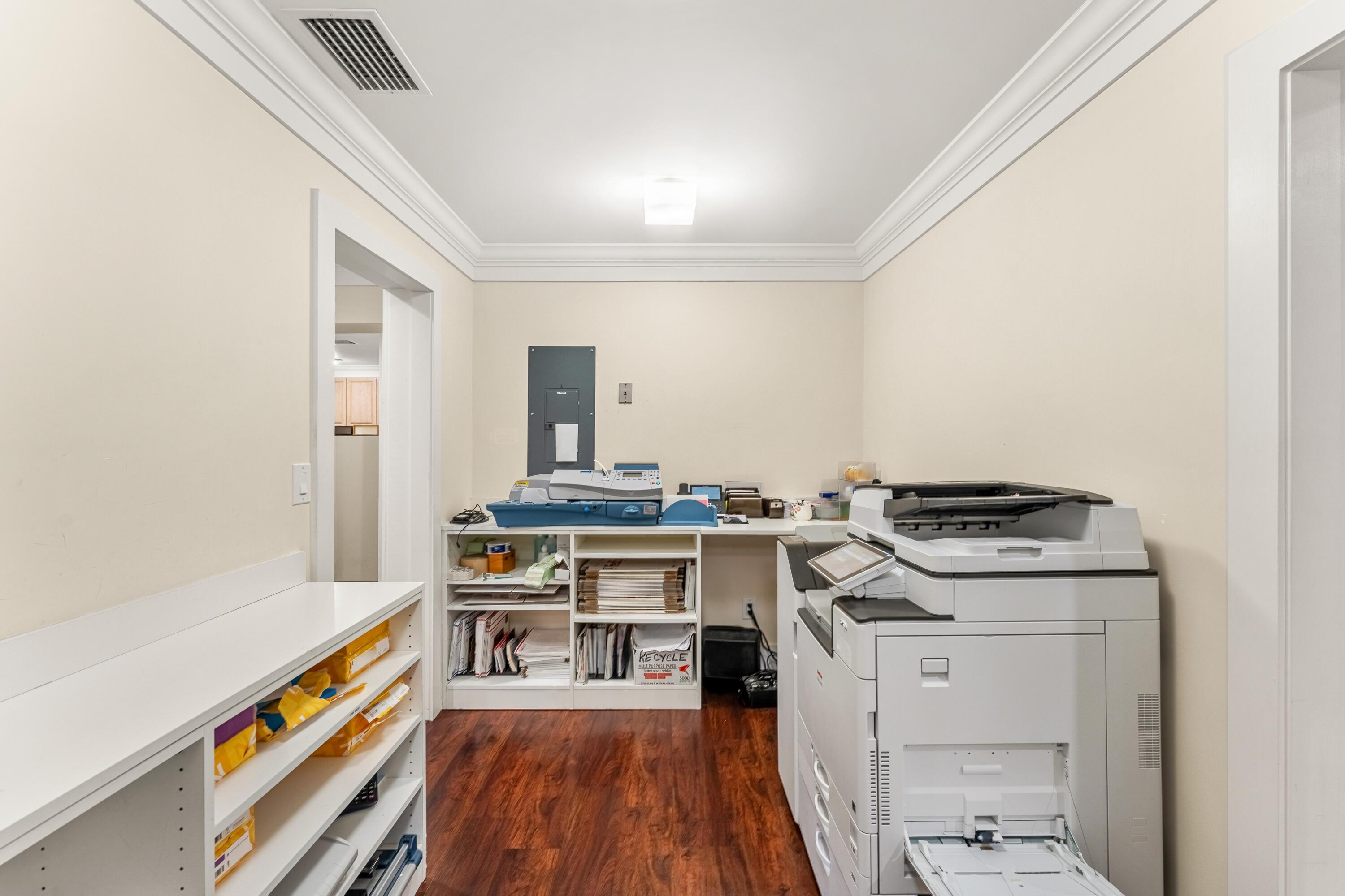 525 N Harbor City Boulevard Property Photo 29