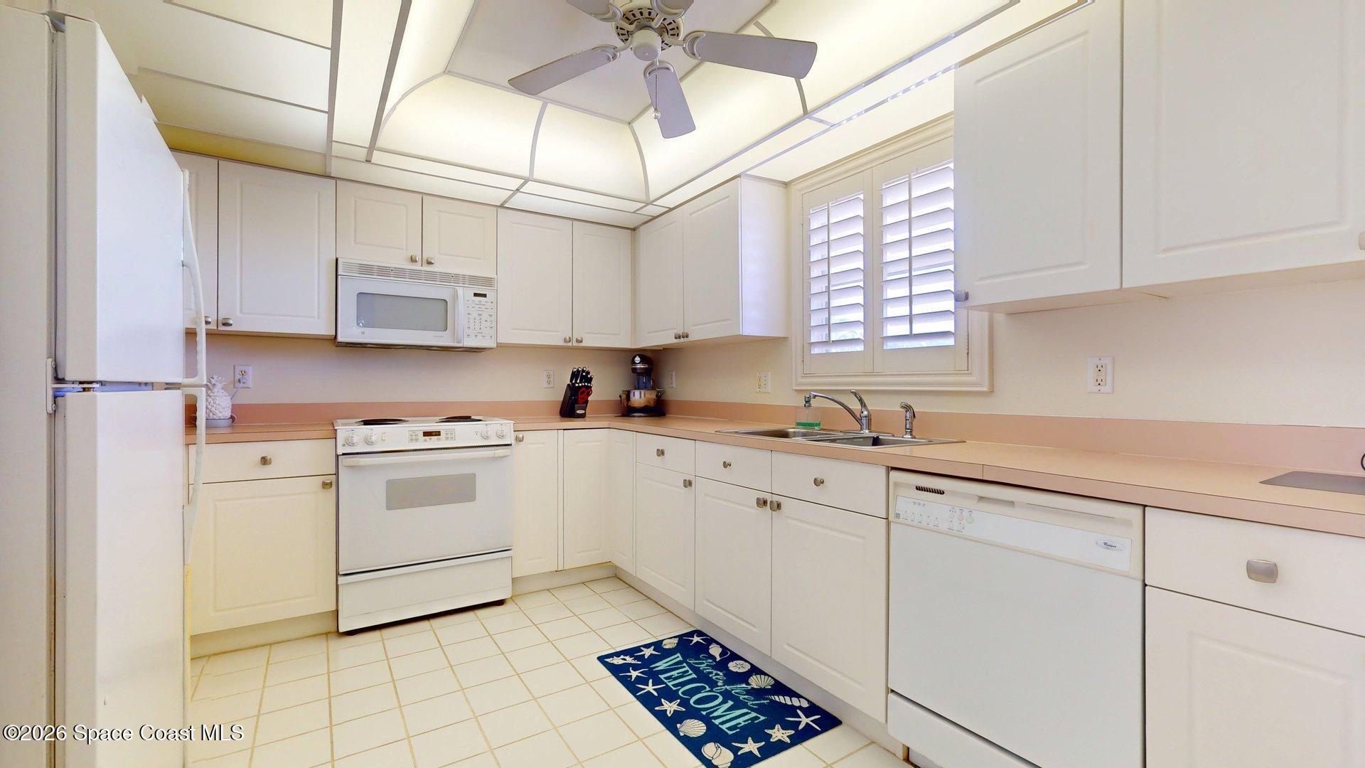 110 Whaler Drive 302 Property Photo 9