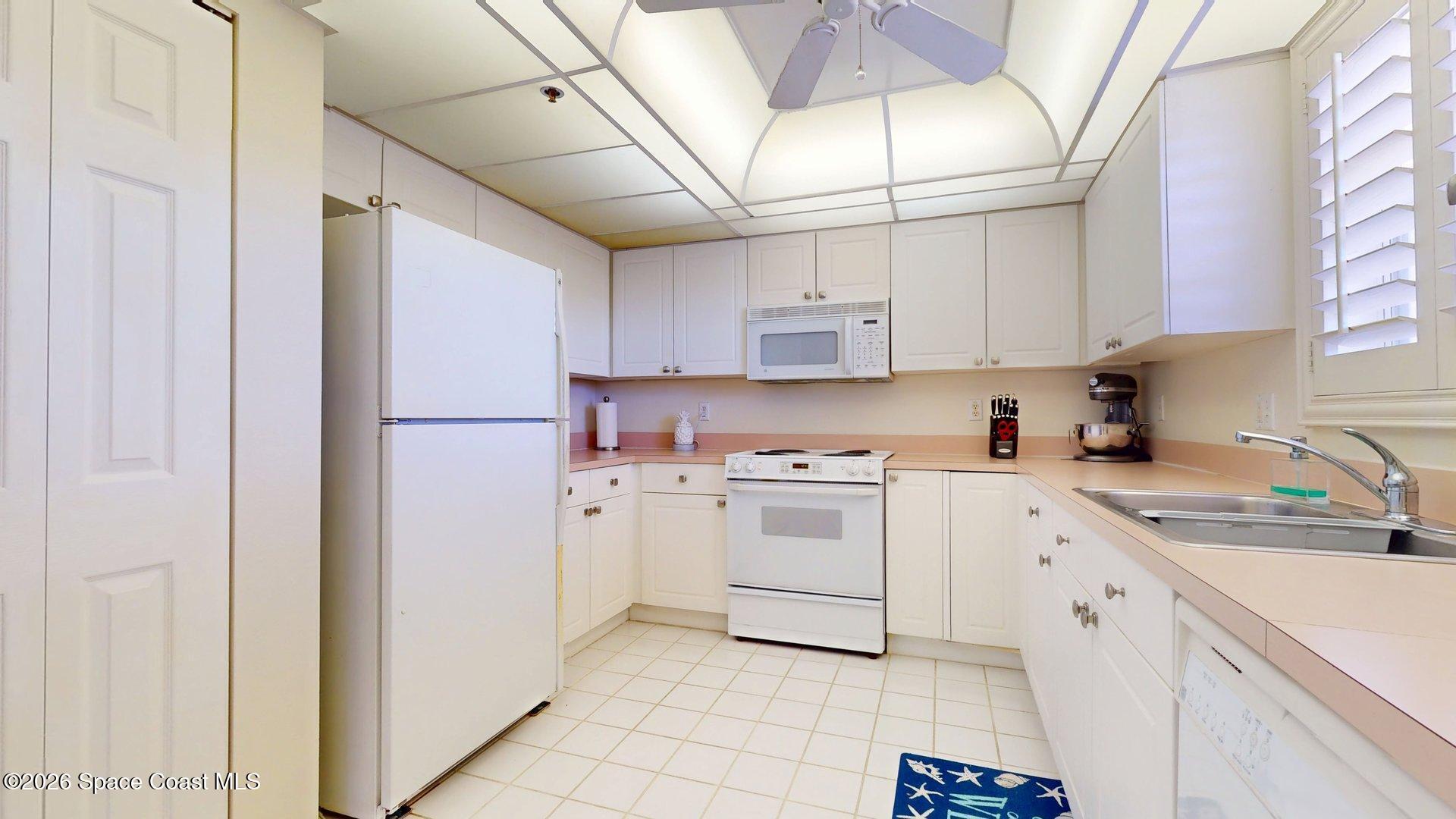 110 Whaler Drive 302 Property Photo 10