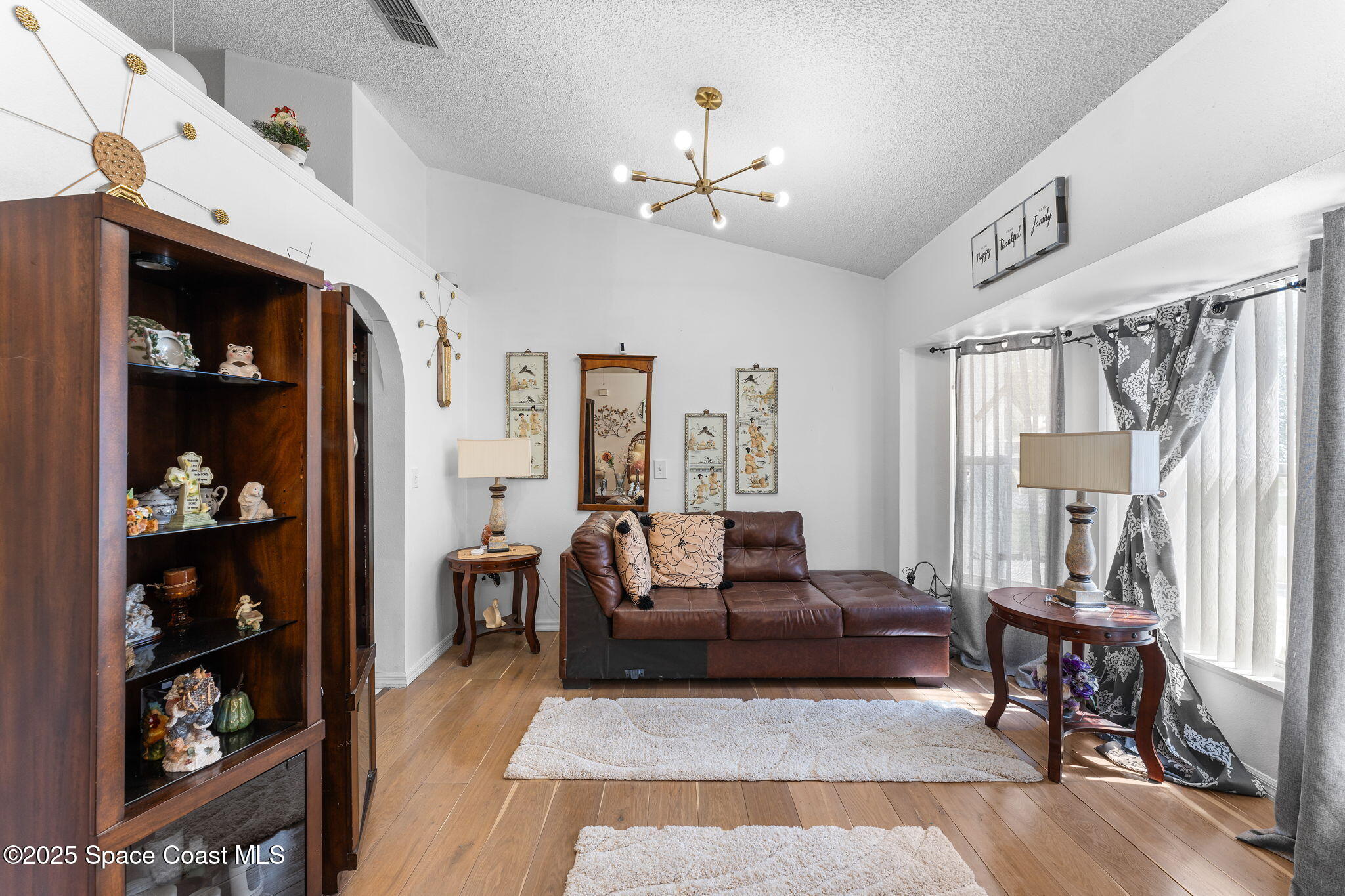 398 Taunton Road Sw Property Photo 8