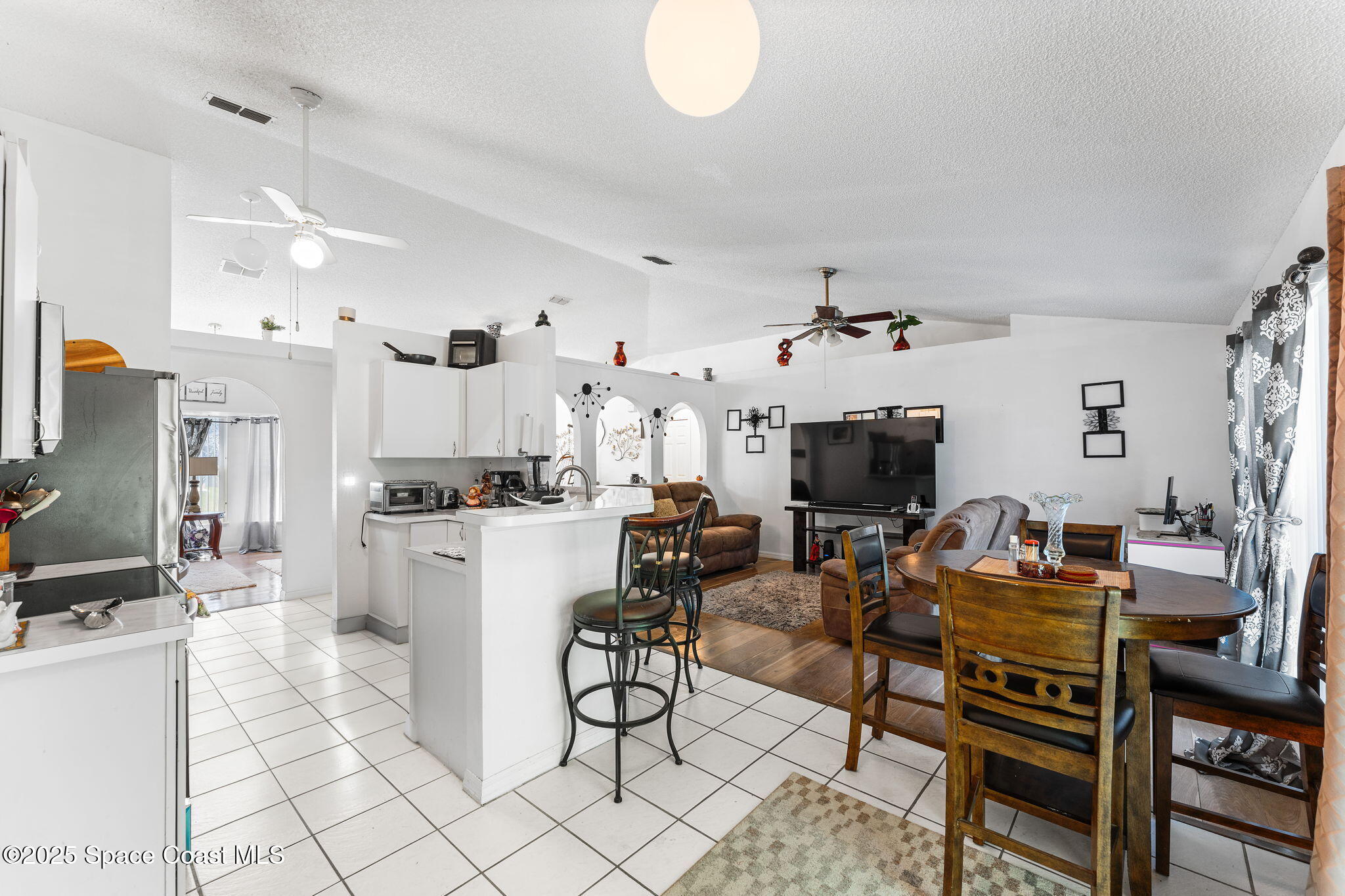 398 Taunton Road Sw Property Photo 15
