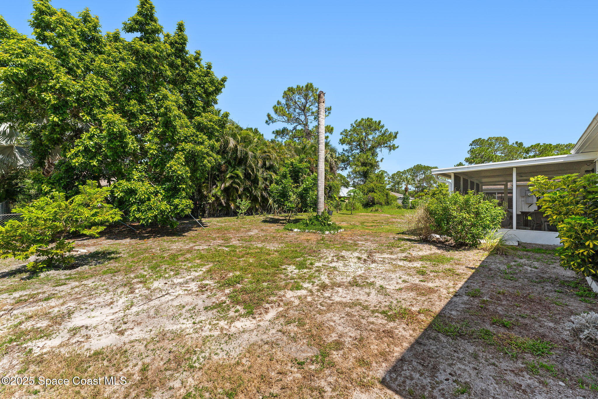 398 Taunton Road Sw Property Photo 32
