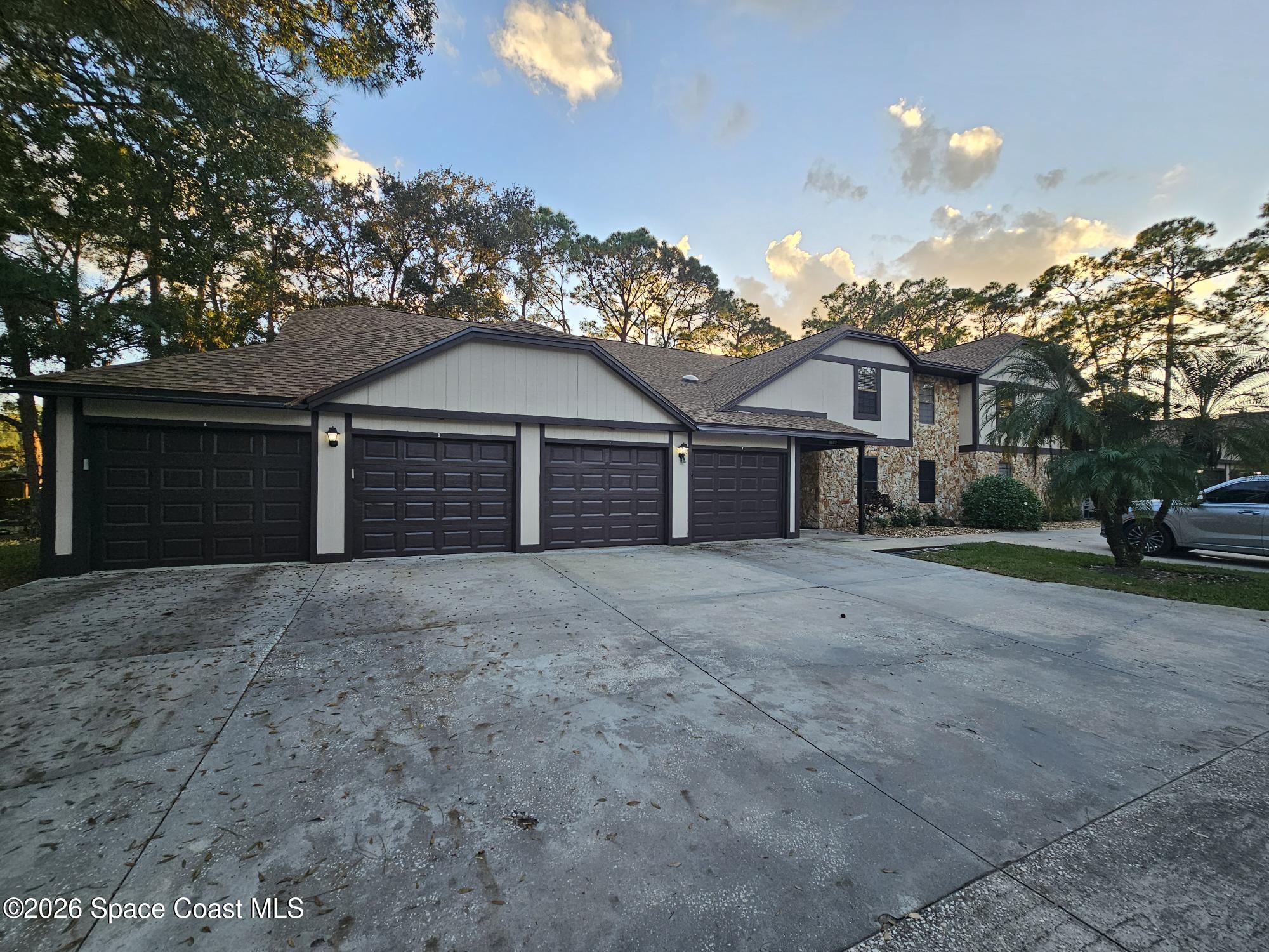 9002 Brighton Court 2e Property Photo 1