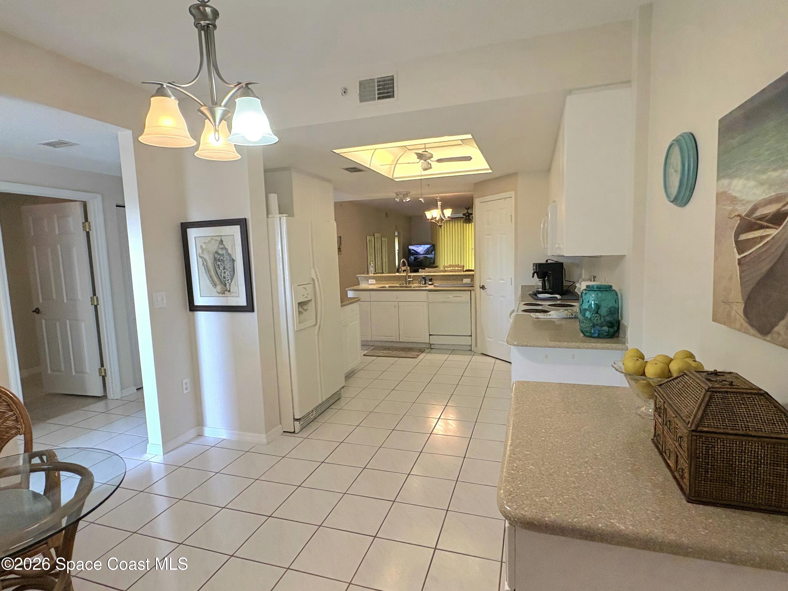 604 Shorewood Drive B503 Property Photo 14
