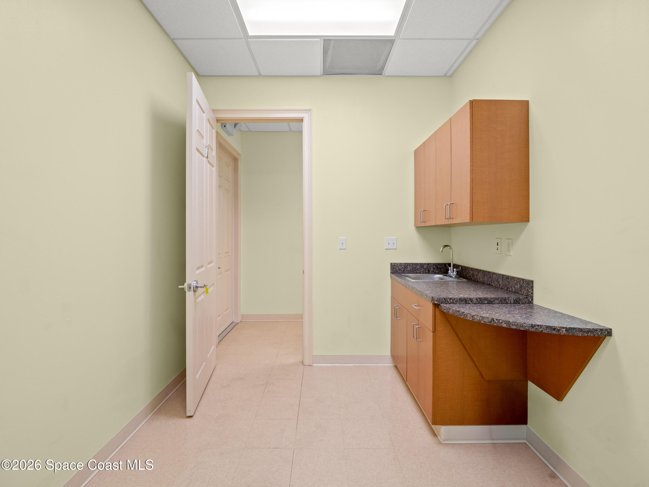336 N Babcock St Street 104 Property Photo 7