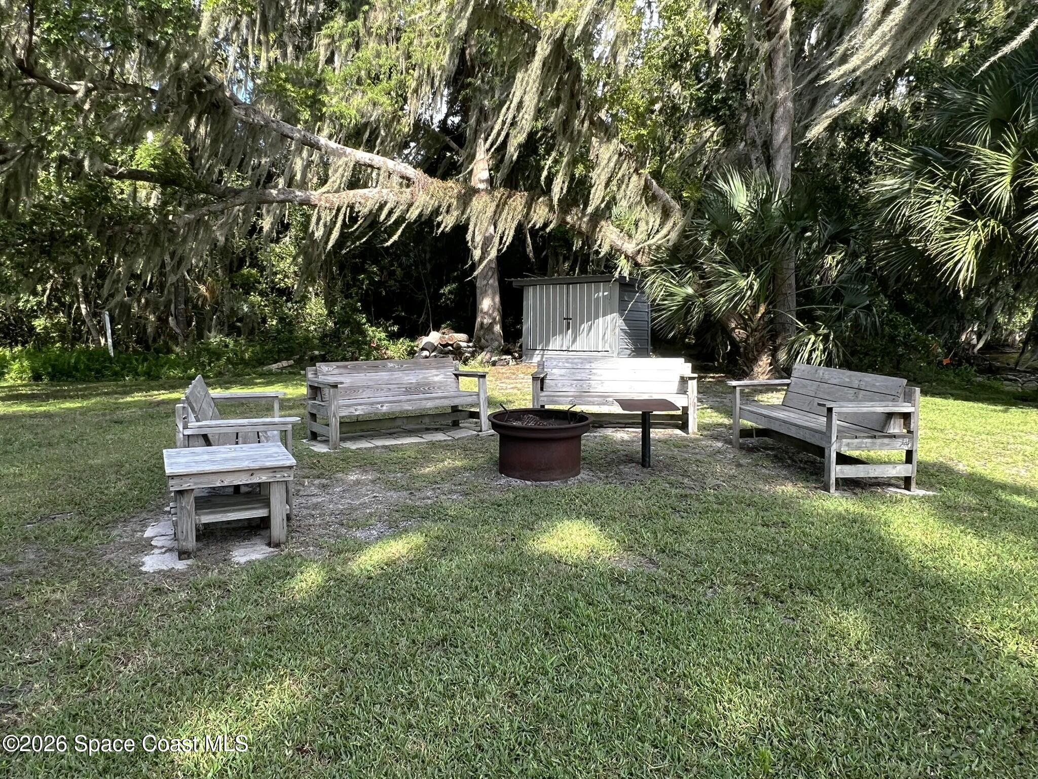 181 Lakeway Drive Property Photo 15