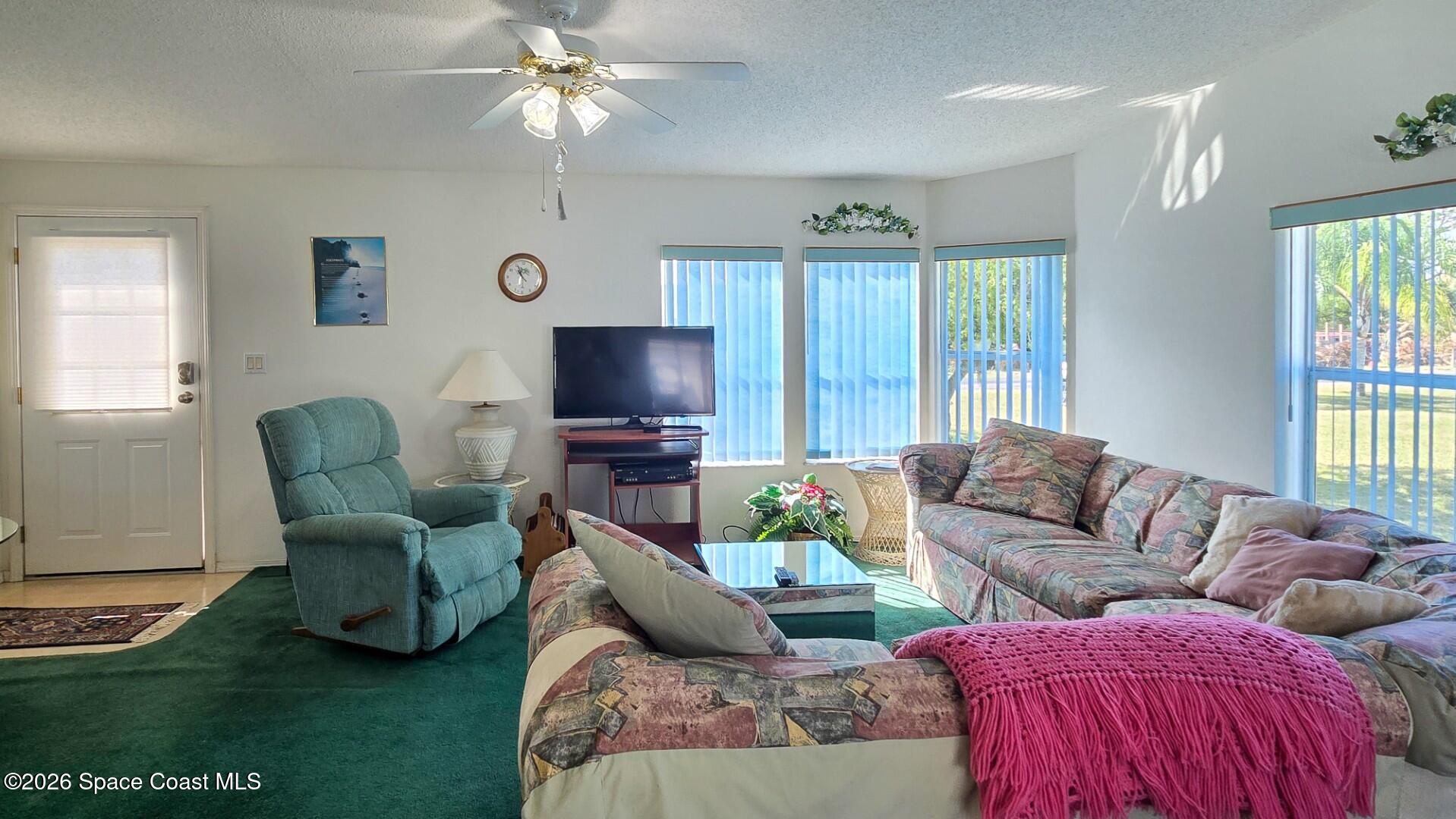 306 Buttonwood Court Property Photo 8