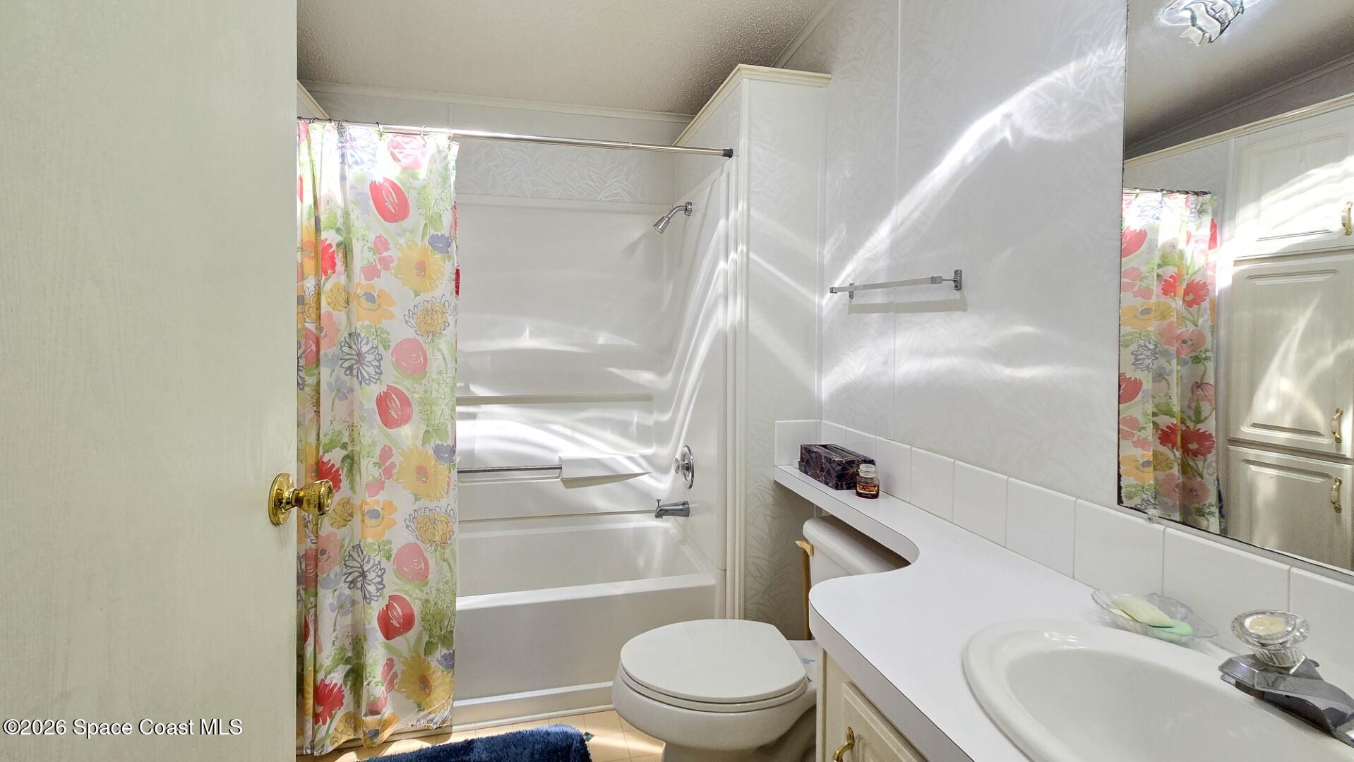 306 Buttonwood Court Property Photo 17