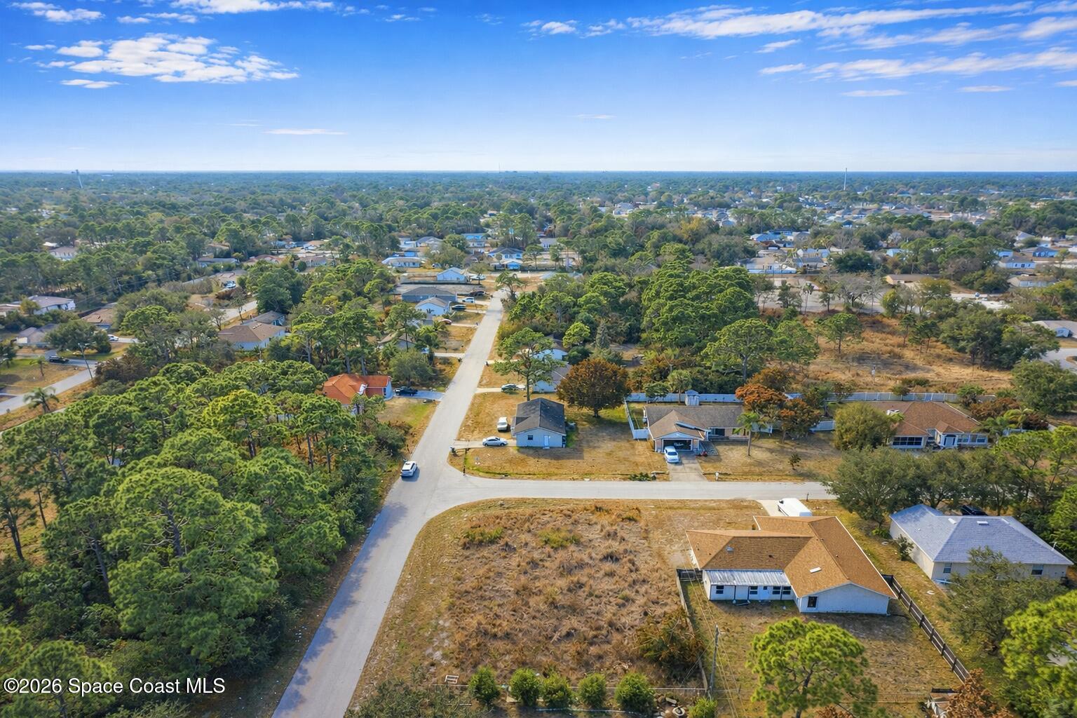 1085 Tahiti Avenue SE Property Photo 1