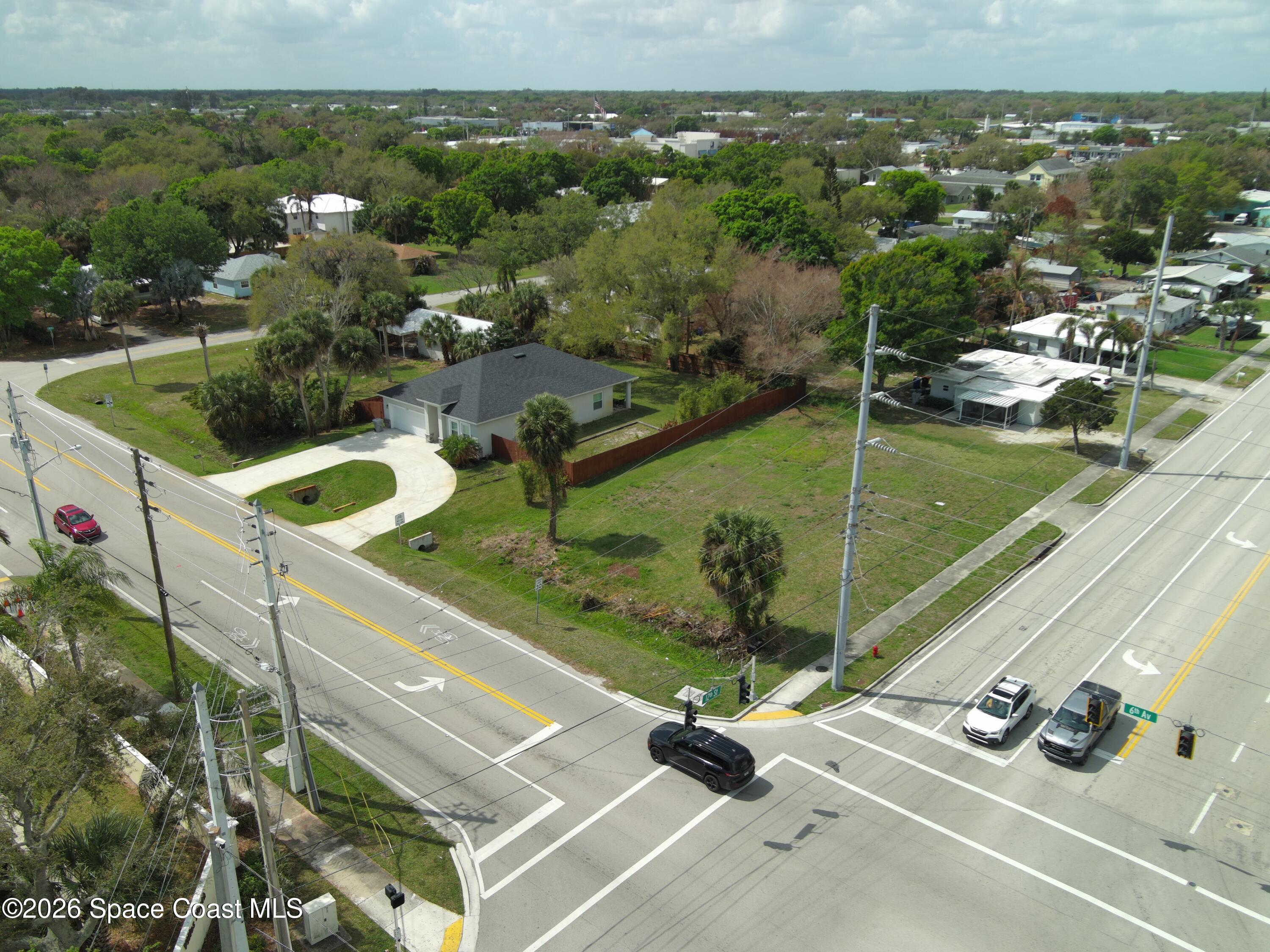 1185 6th Avenue Property Photo 5