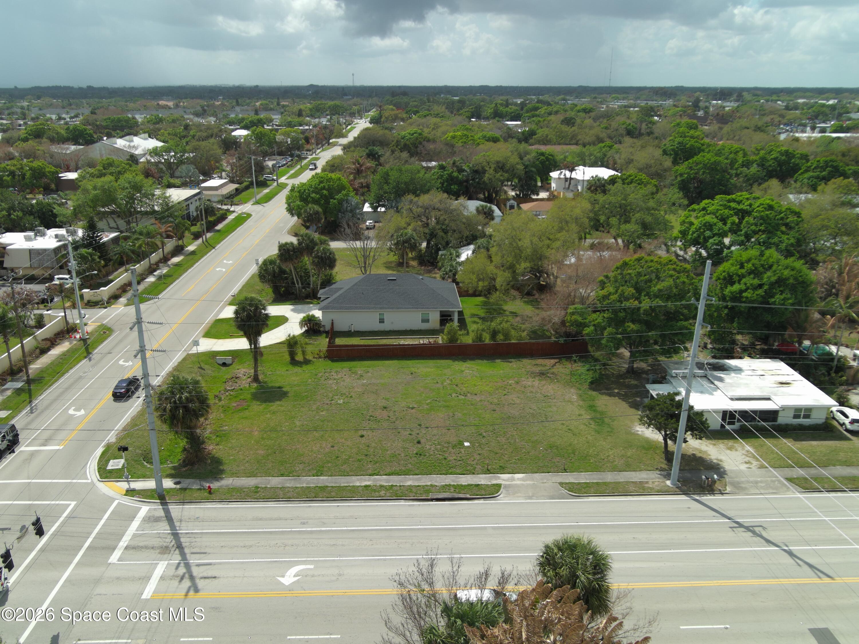 1185 6th Avenue Property Photo 9