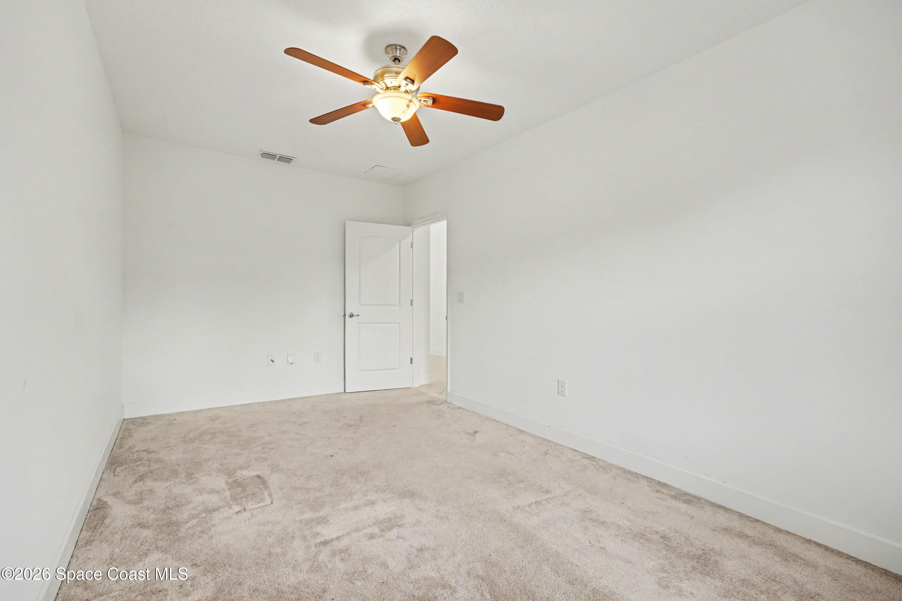 1706 Elmhurst Circle Se Property Photo 24