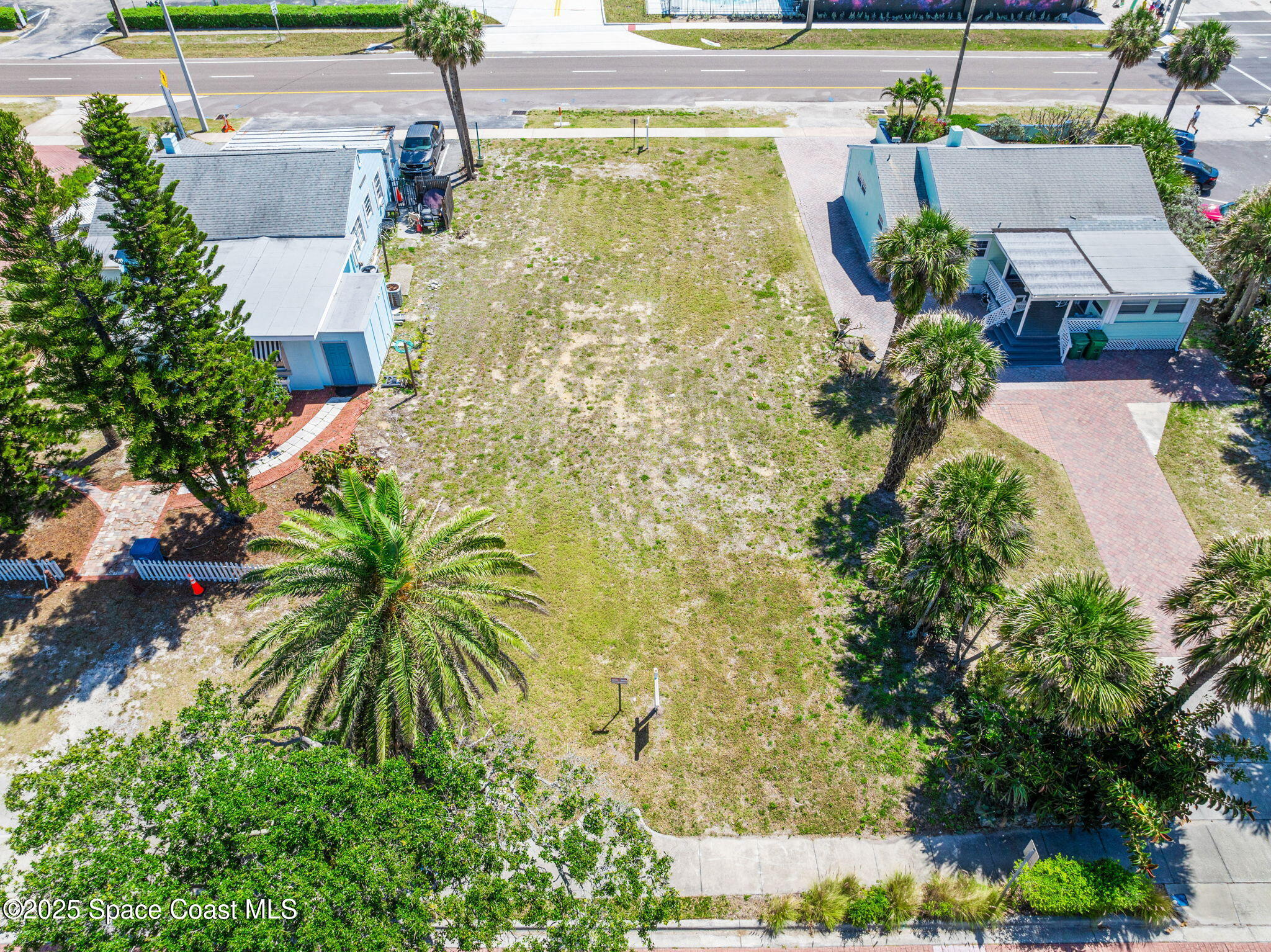 118 N Atlantic Avenue Property Photo 5