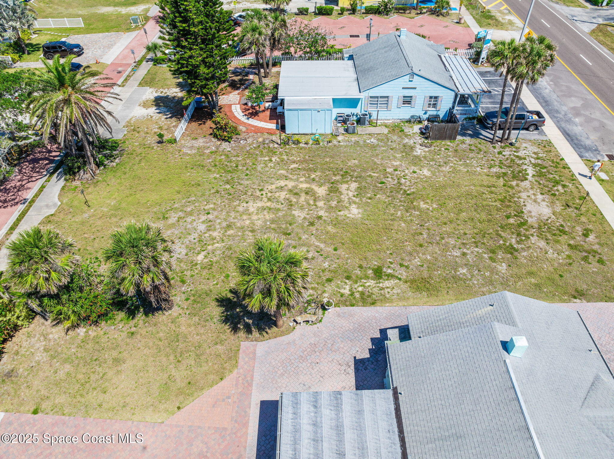 118 N Atlantic Avenue Property Photo 7