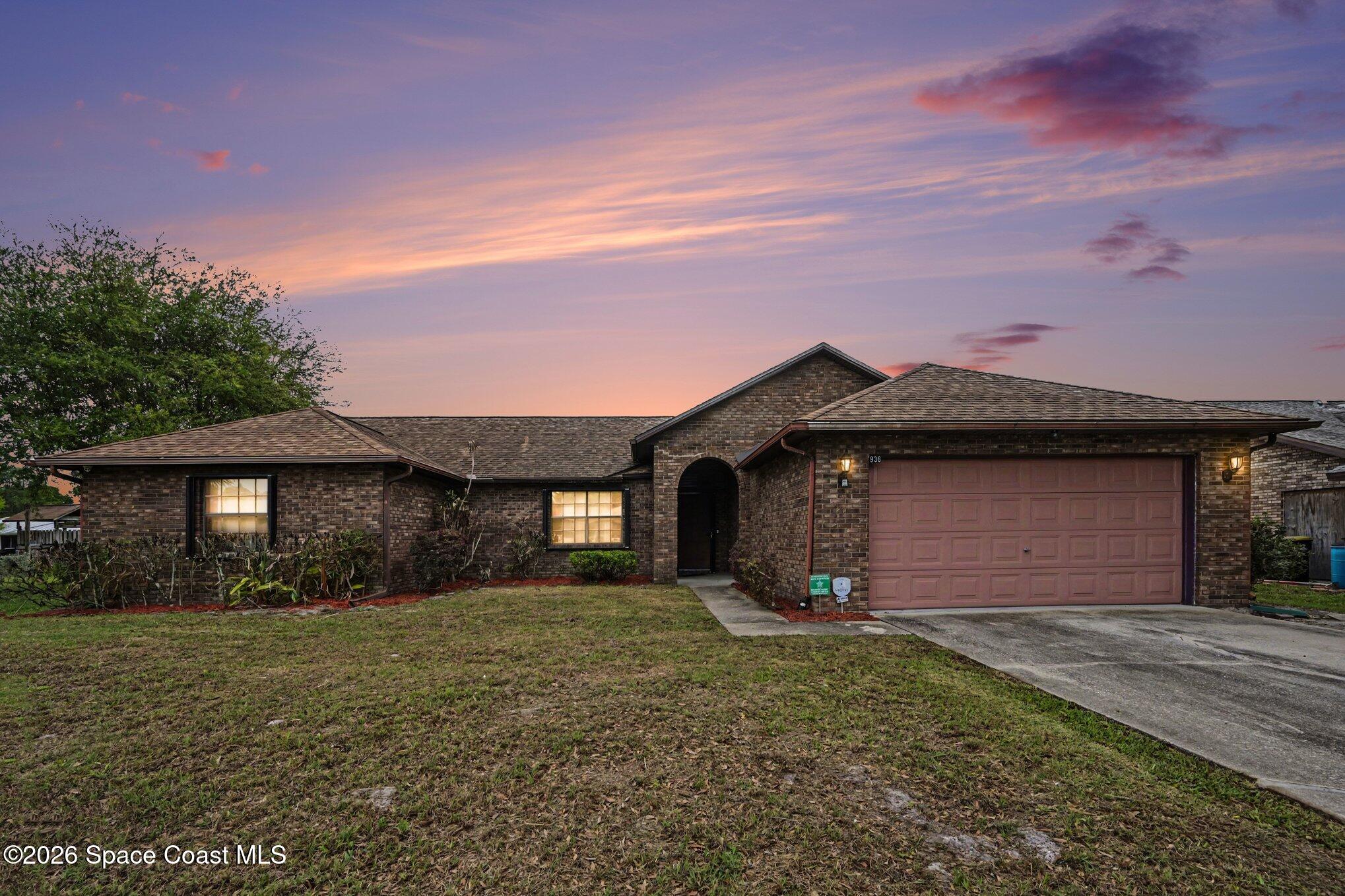 936 Hattaras Terrace Se Property Photo 1
