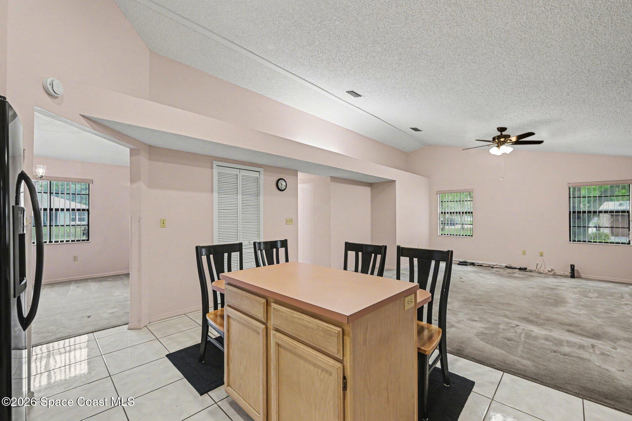 936 Hattaras Terrace Se Property Photo 12