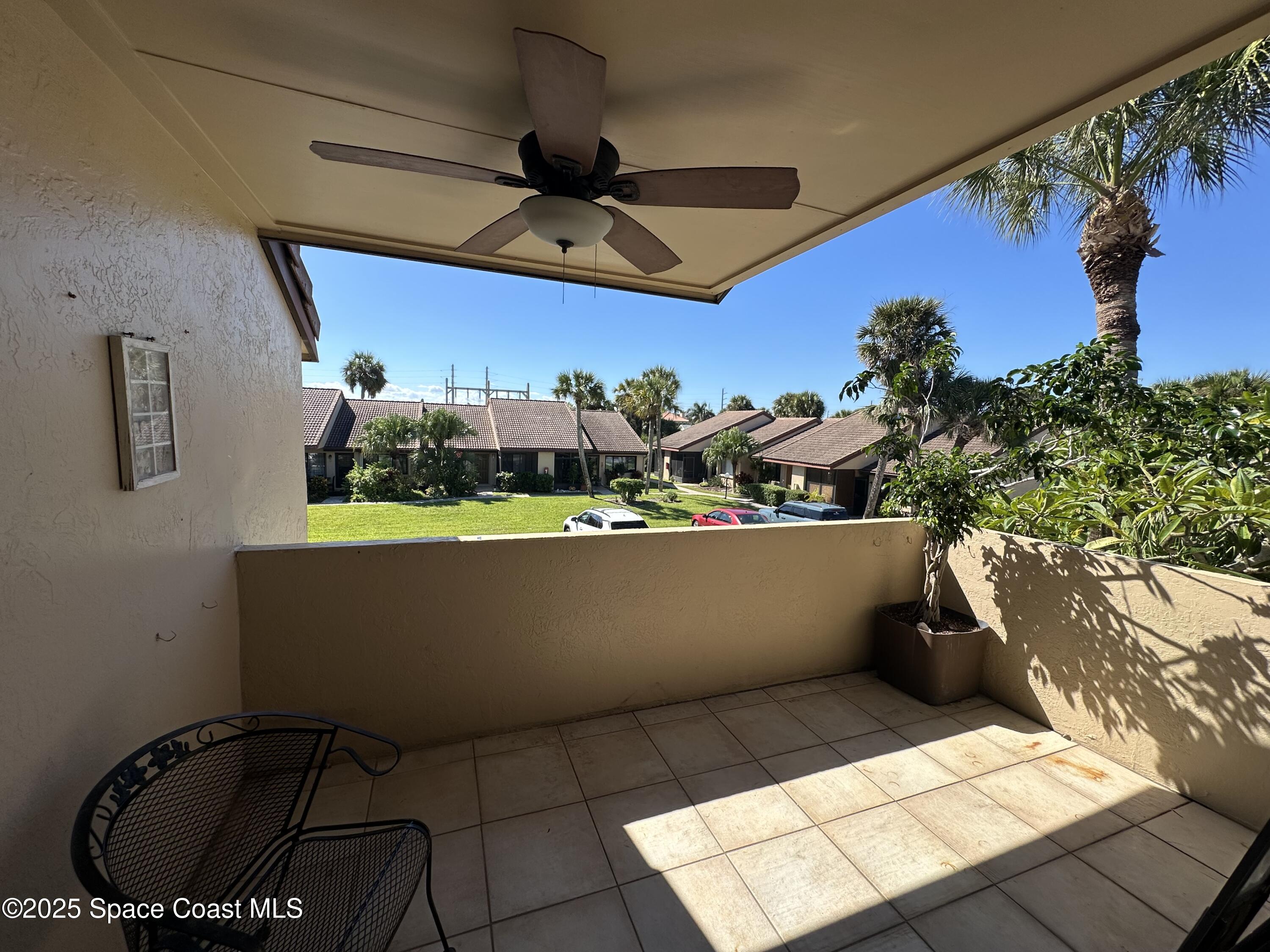 1145 N Shannon Avenue 16 Property Photo 3
