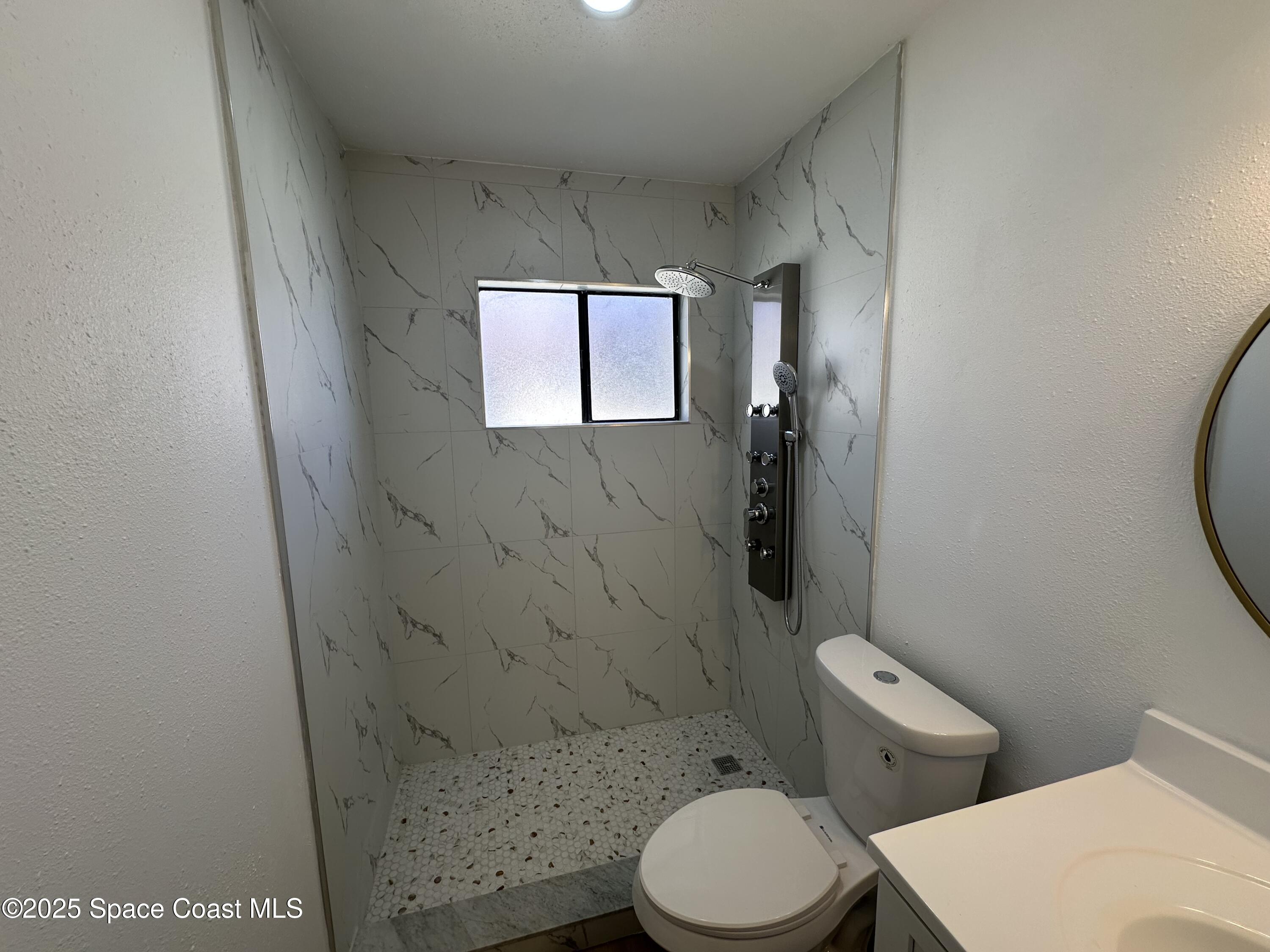 1145 N Shannon Avenue 16 Property Photo 13