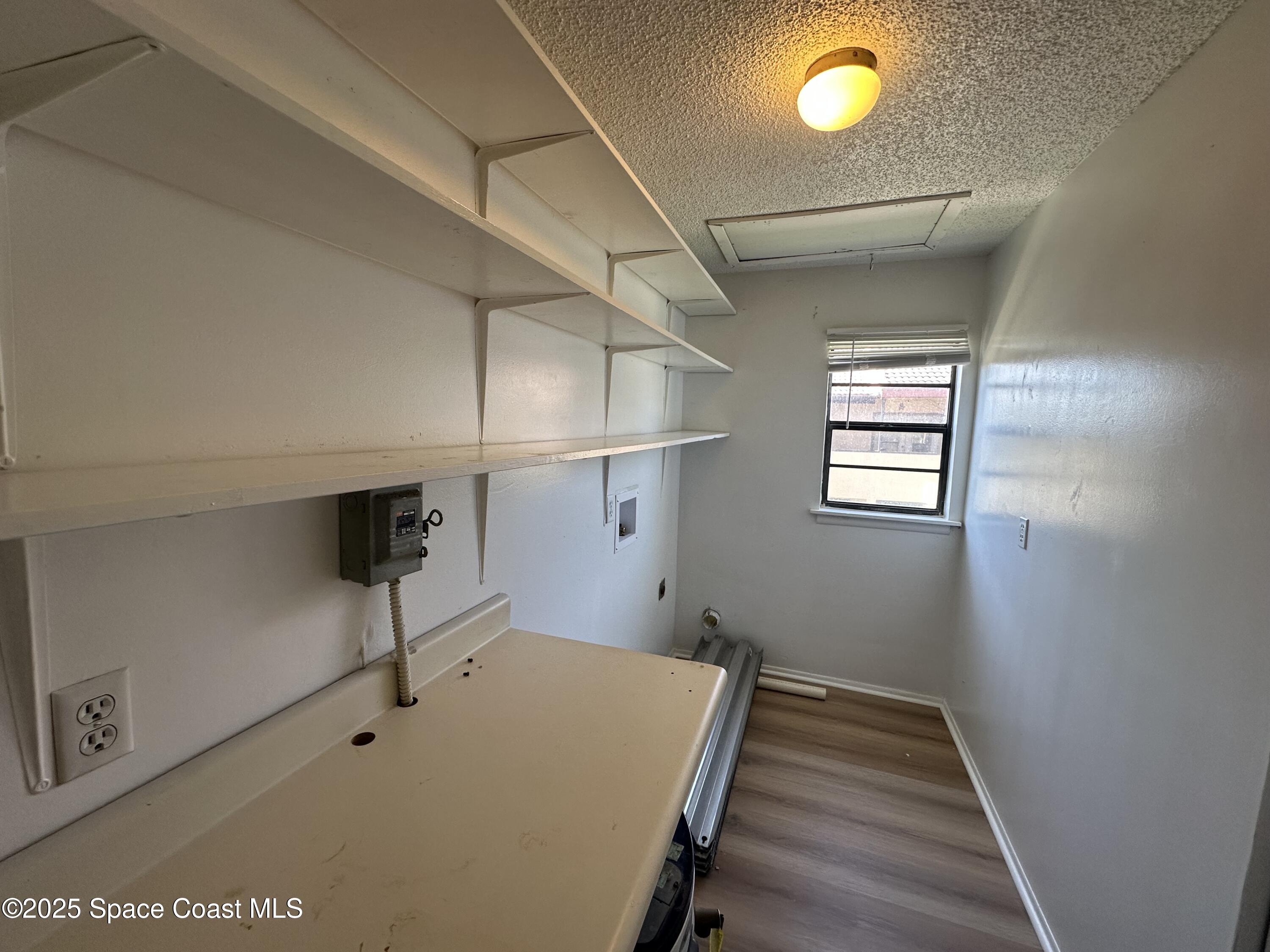 1145 N Shannon Avenue 16 Property Photo 14