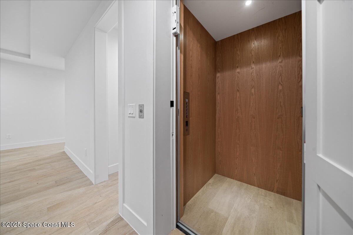 1012 Wave Crest Avenue Property Photo 20