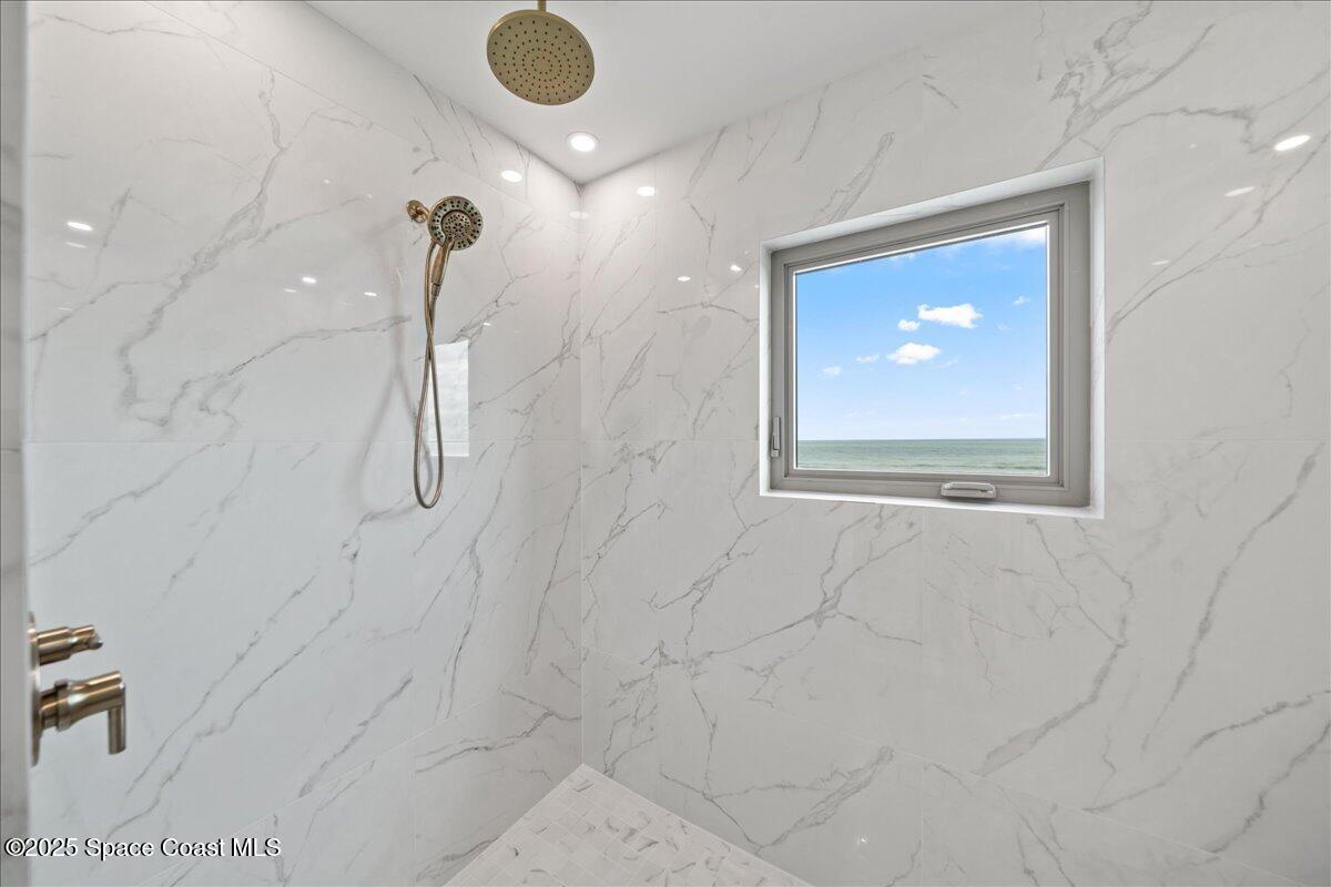1012 Wave Crest Avenue Property Photo 27