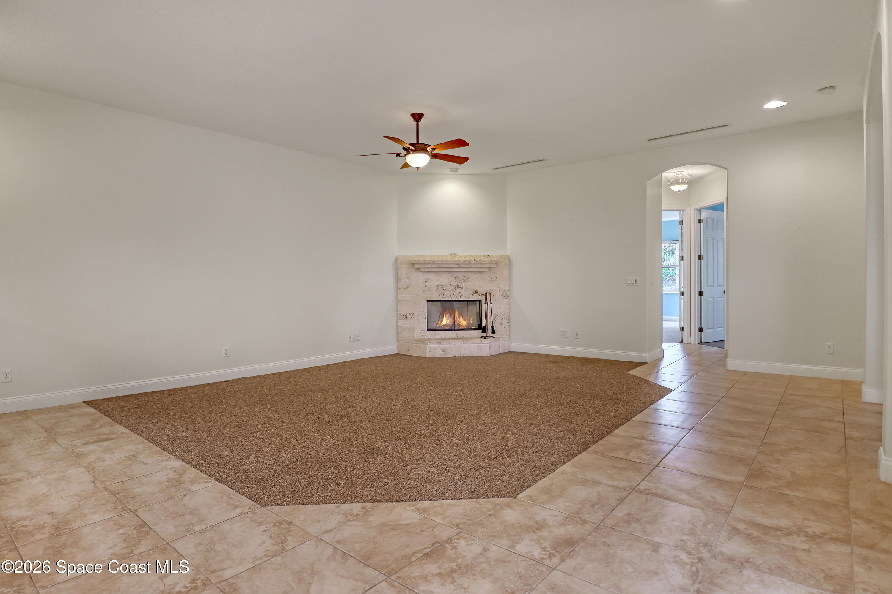 879 Aquarina Boulevard Property Photo 9