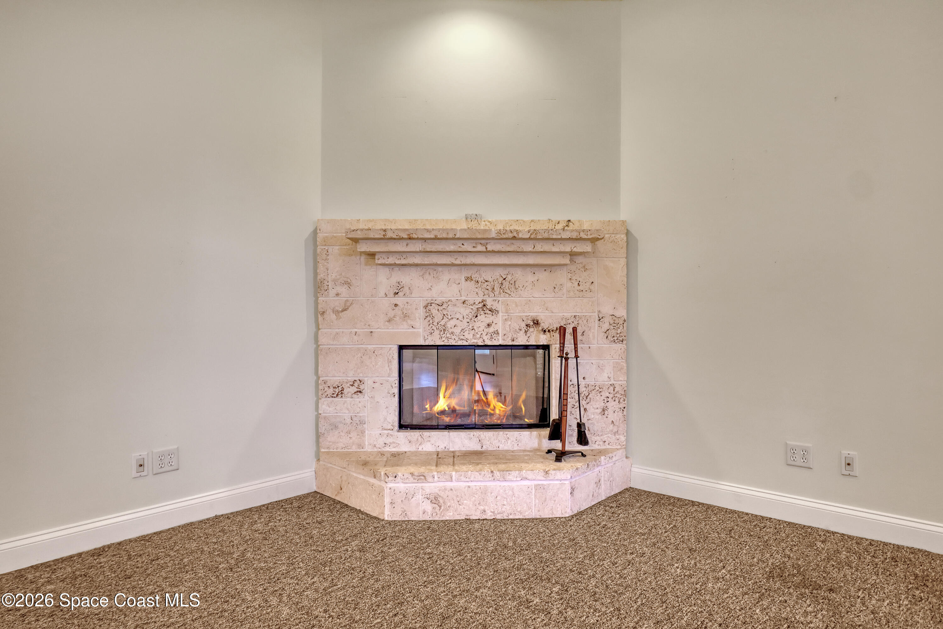 879 Aquarina Boulevard Property Photo 12