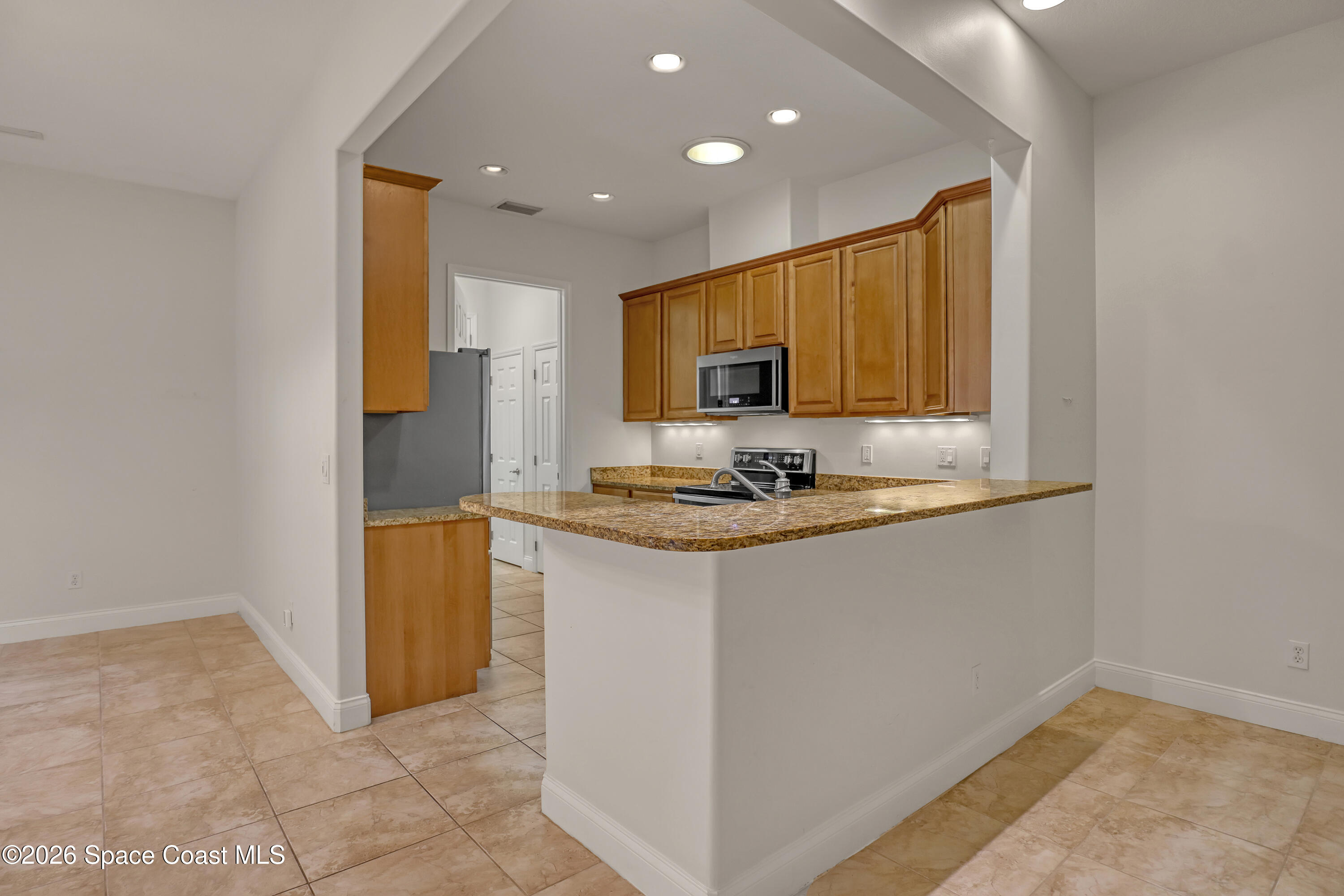 879 Aquarina Boulevard Property Photo 16