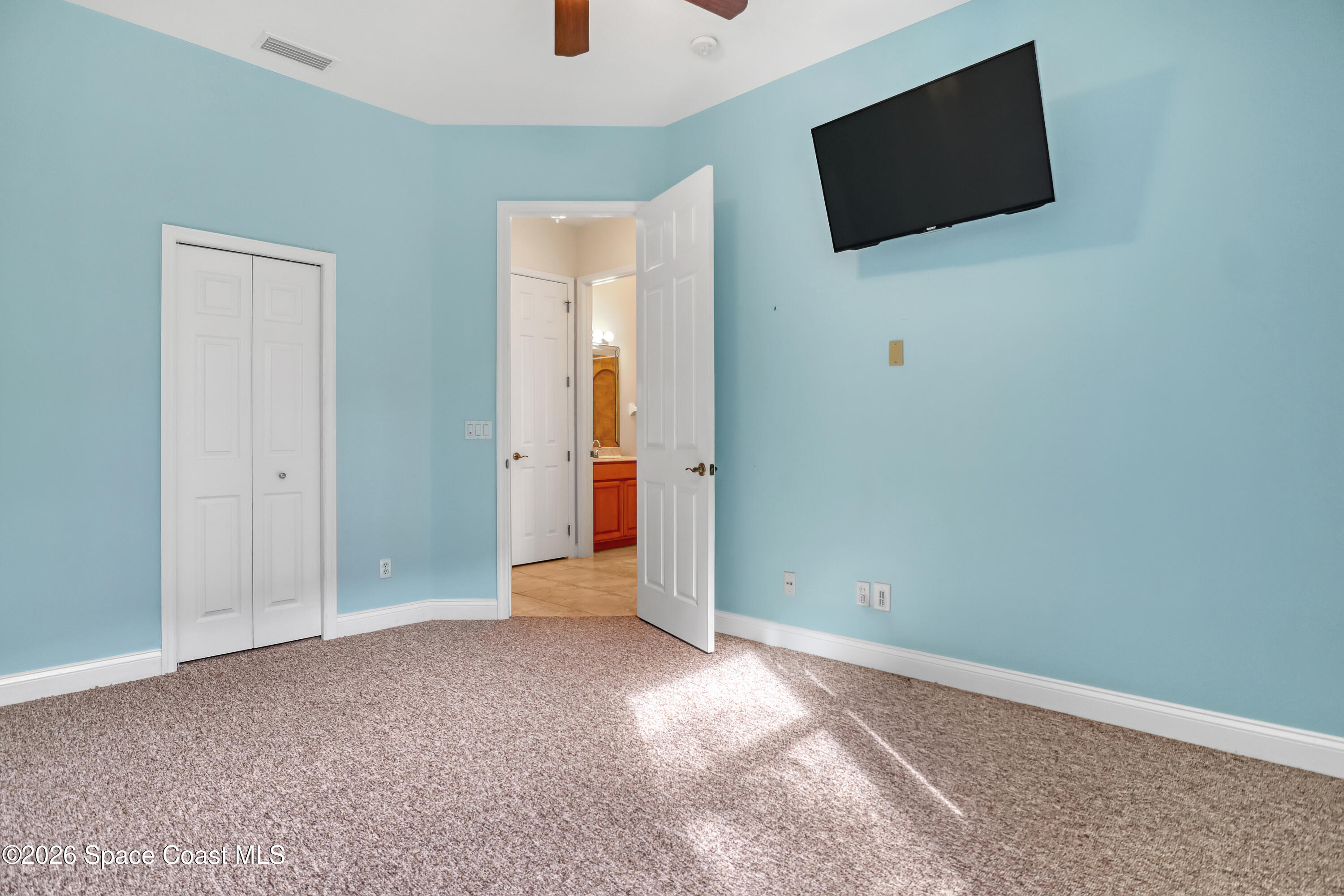 879 Aquarina Boulevard Property Photo 34