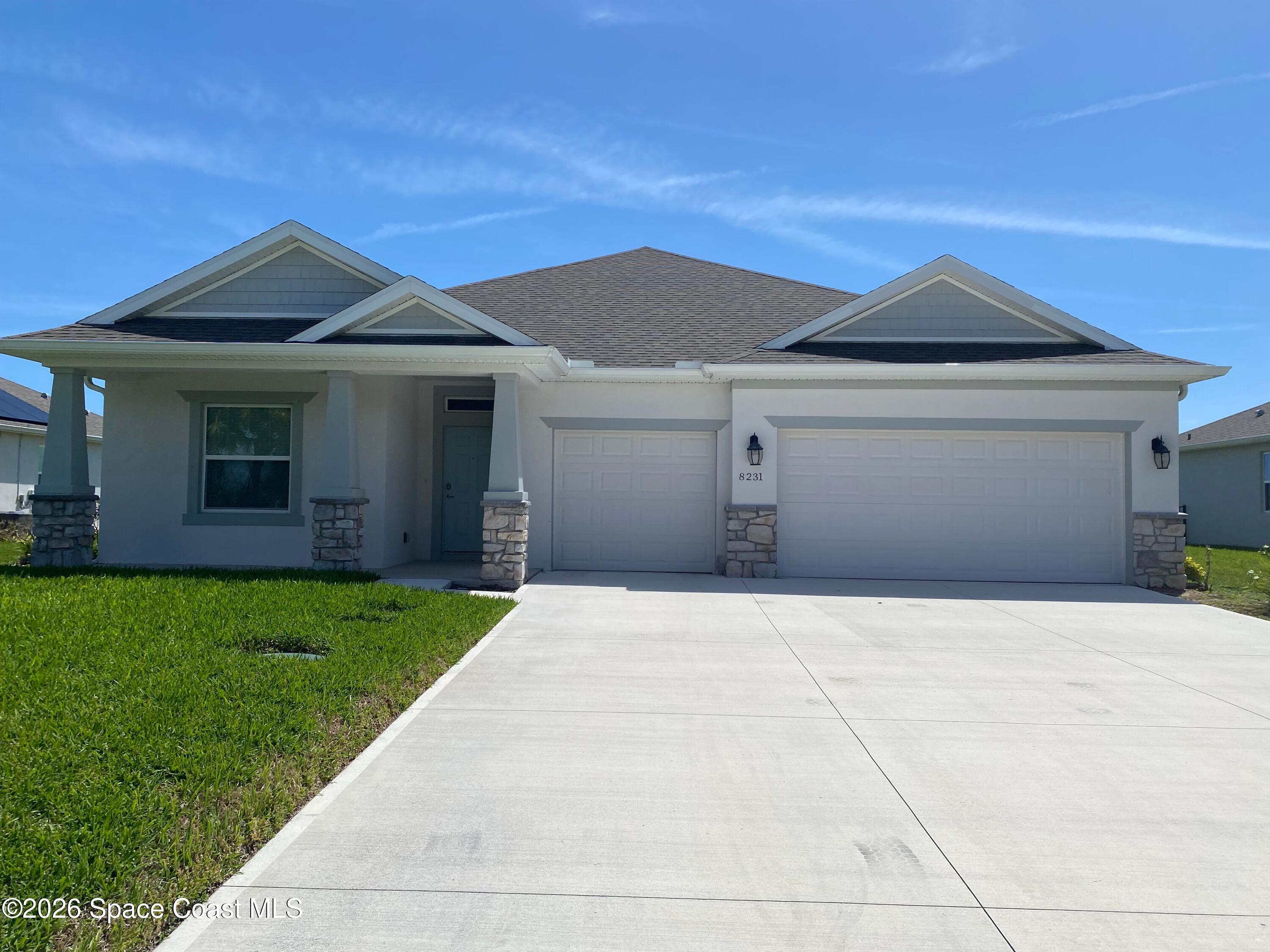 8231 Laguna Circle Property Photo 1