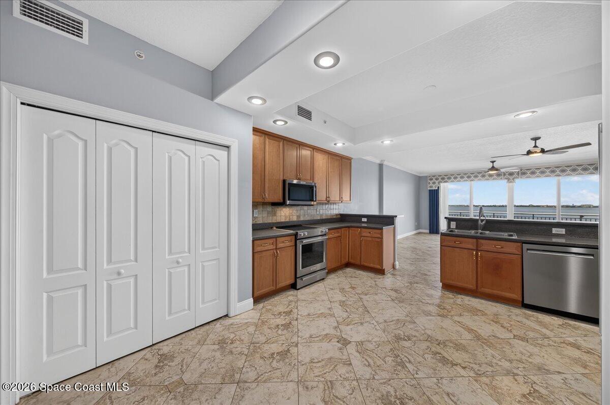 4955 Dixie Highway Ne 604 Property Photo 20
