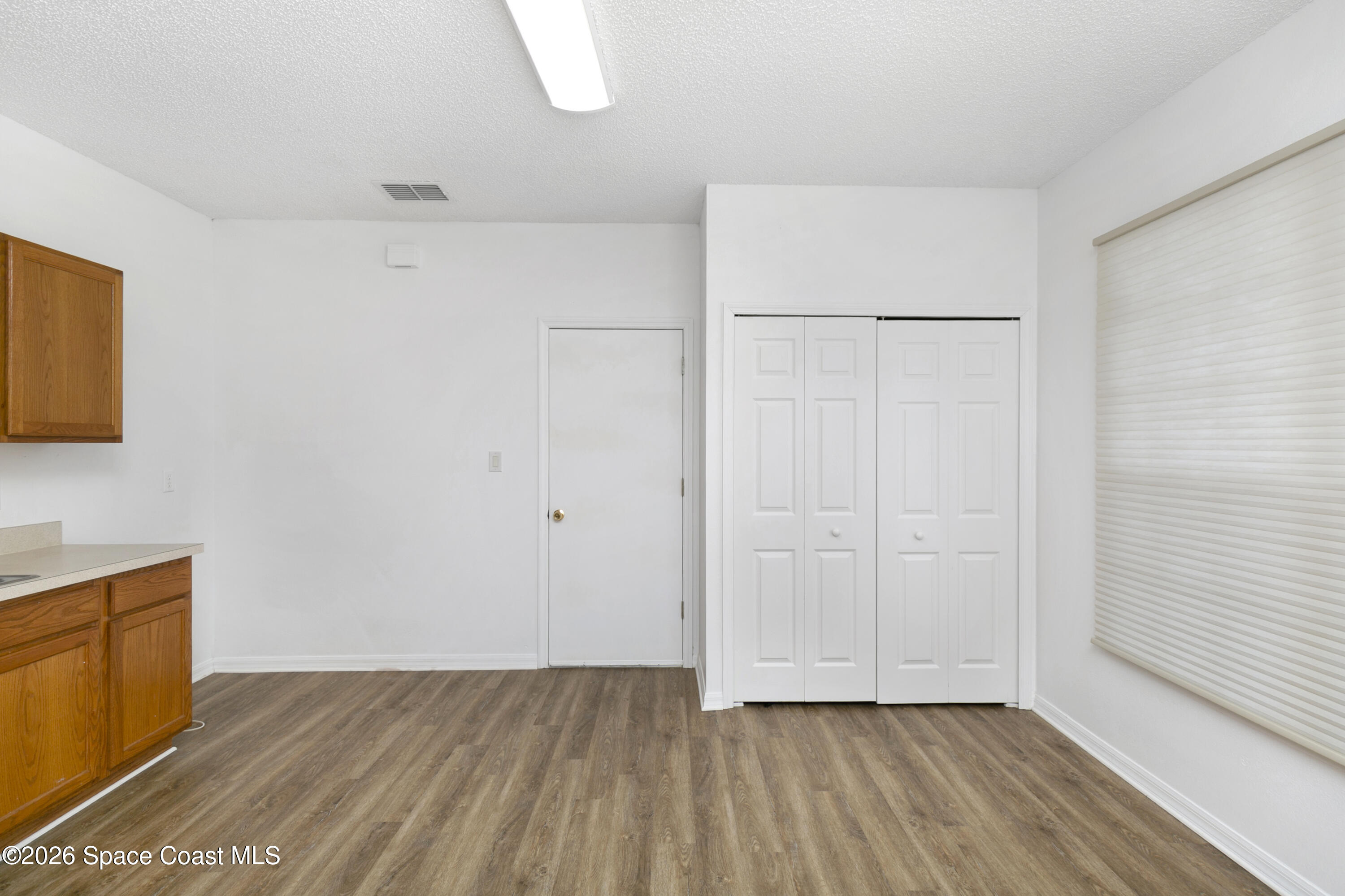 855 Sandhurst Court Property Photo 6