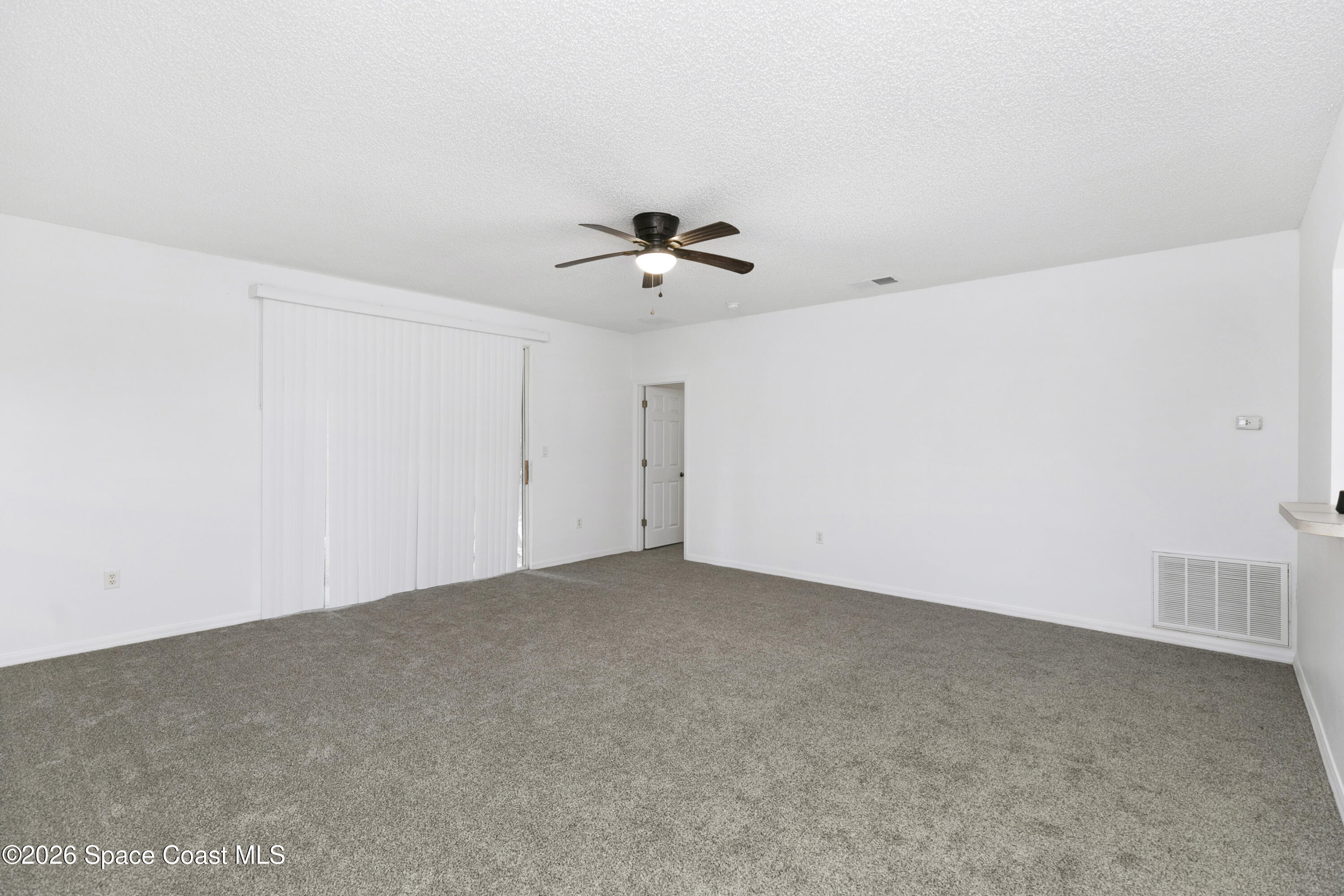 855 Sandhurst Court Property Photo 8