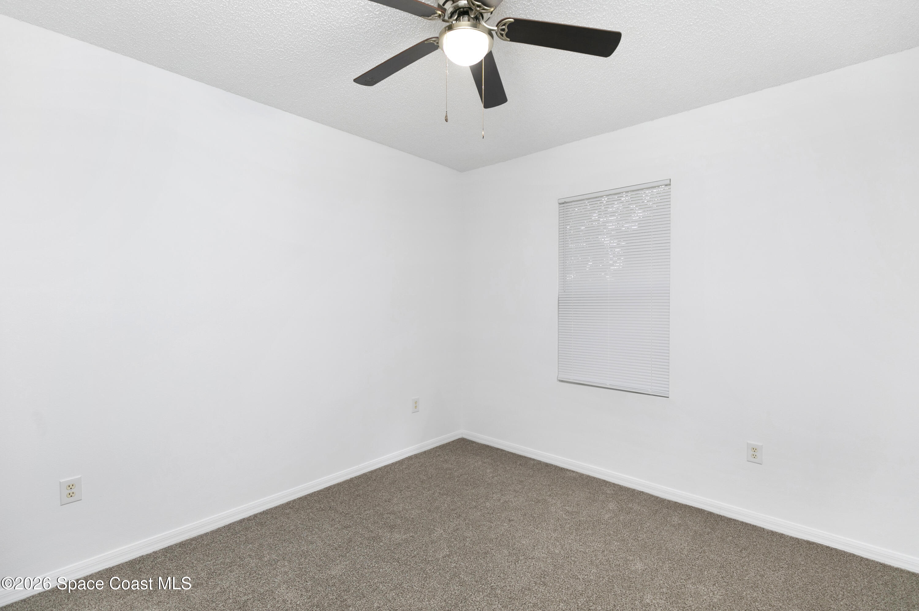 855 Sandhurst Court Property Photo 19