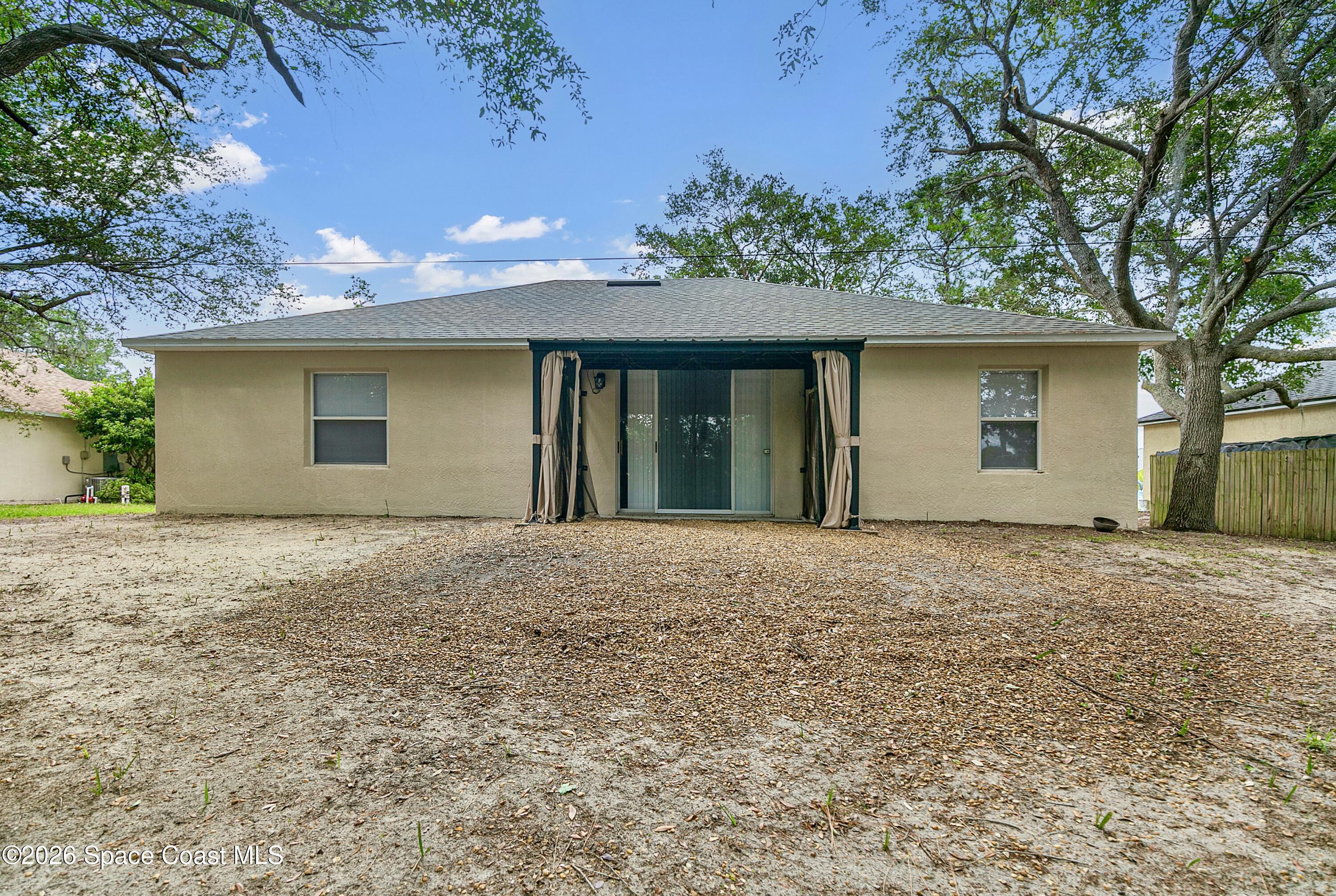 855 Sandhurst Court Property Photo 22