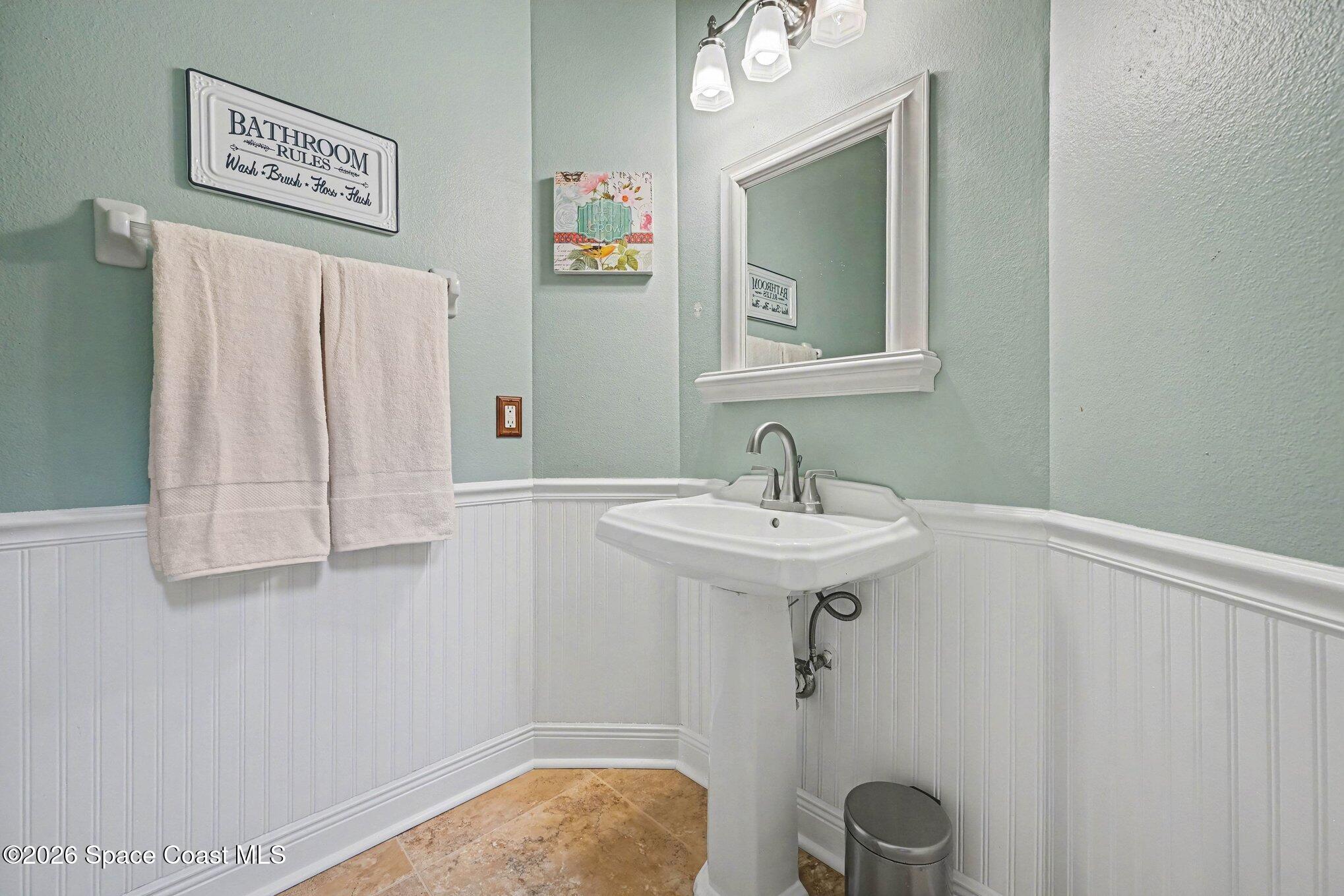 4480 Philodendron Court Property Photo 8