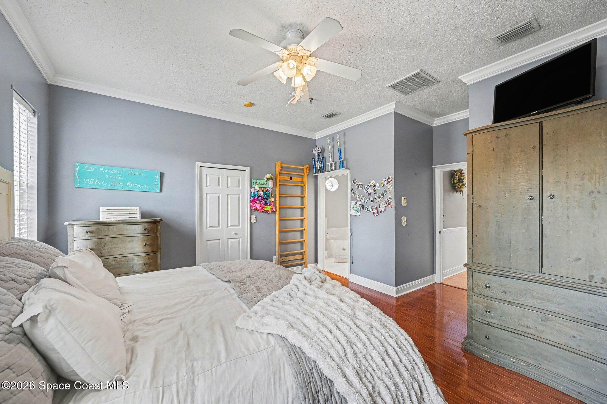 4480 Philodendron Court Property Photo 15