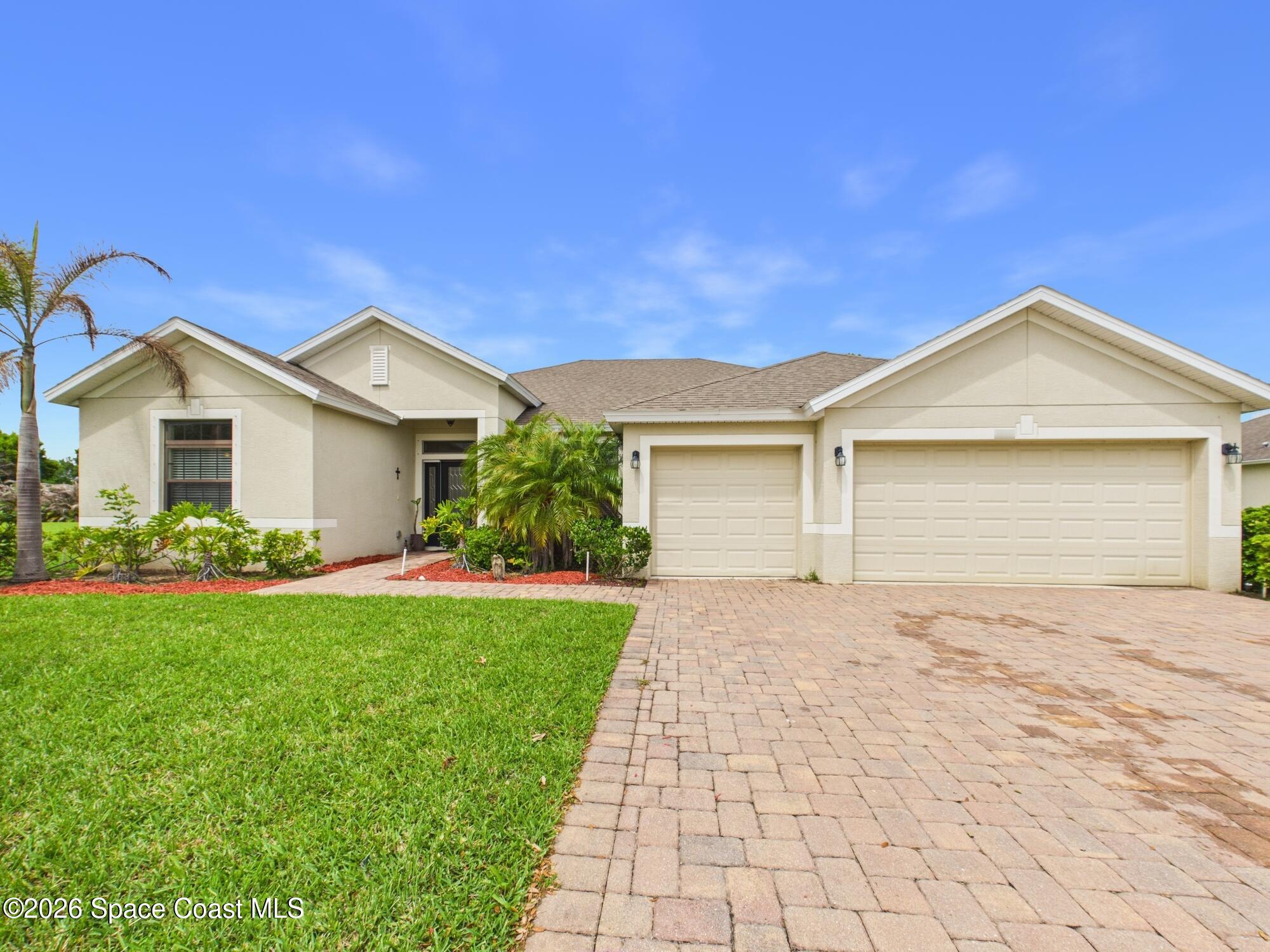 5919 Brae Burn Circle Property Photo 1