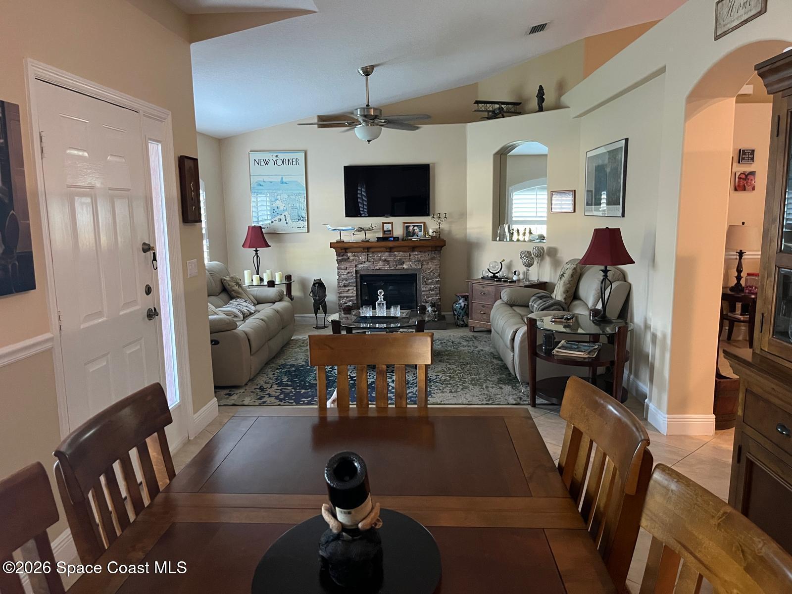 7100 Hacienda Drive Property Photo 8