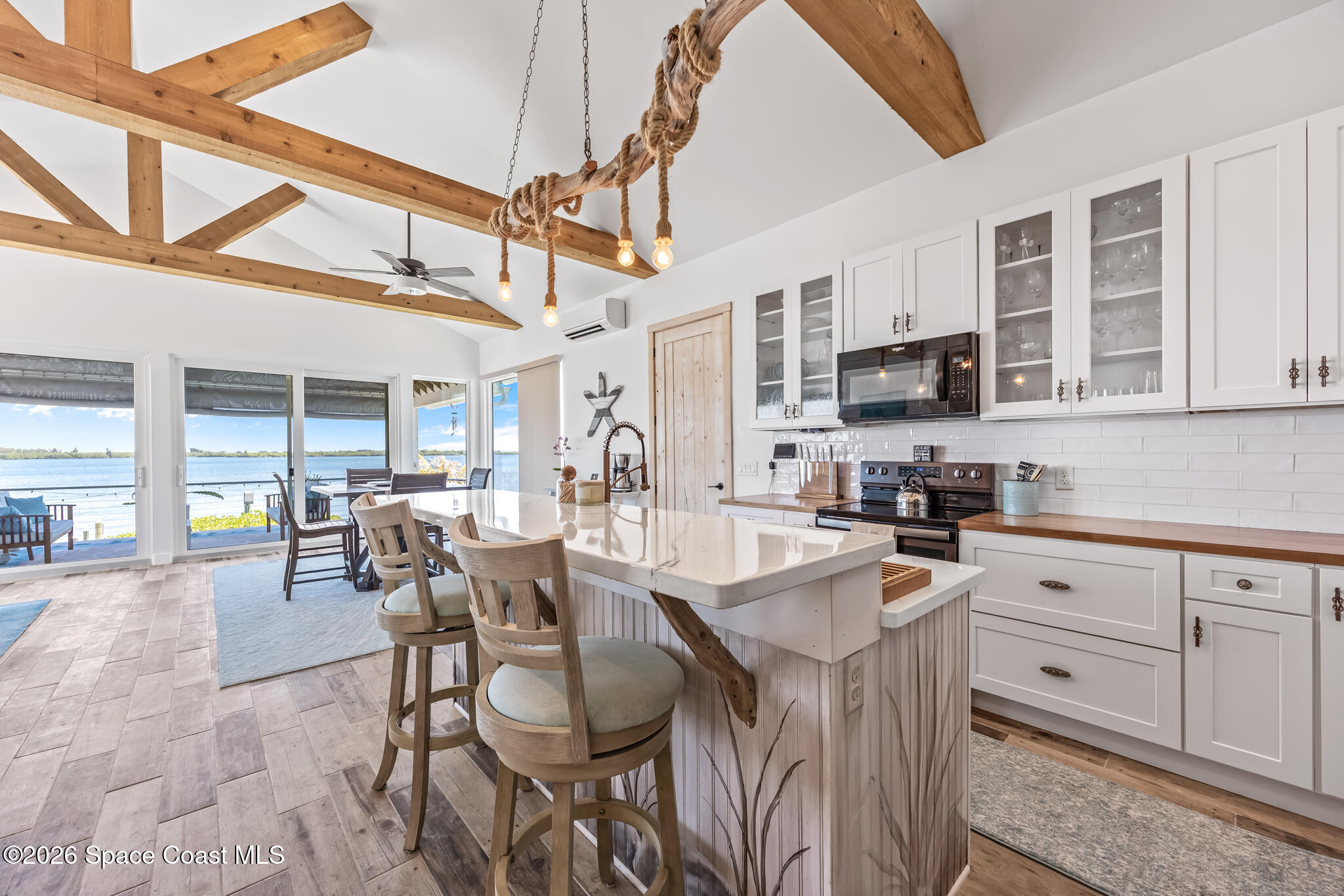 18 Vip Island B Property Photo 12