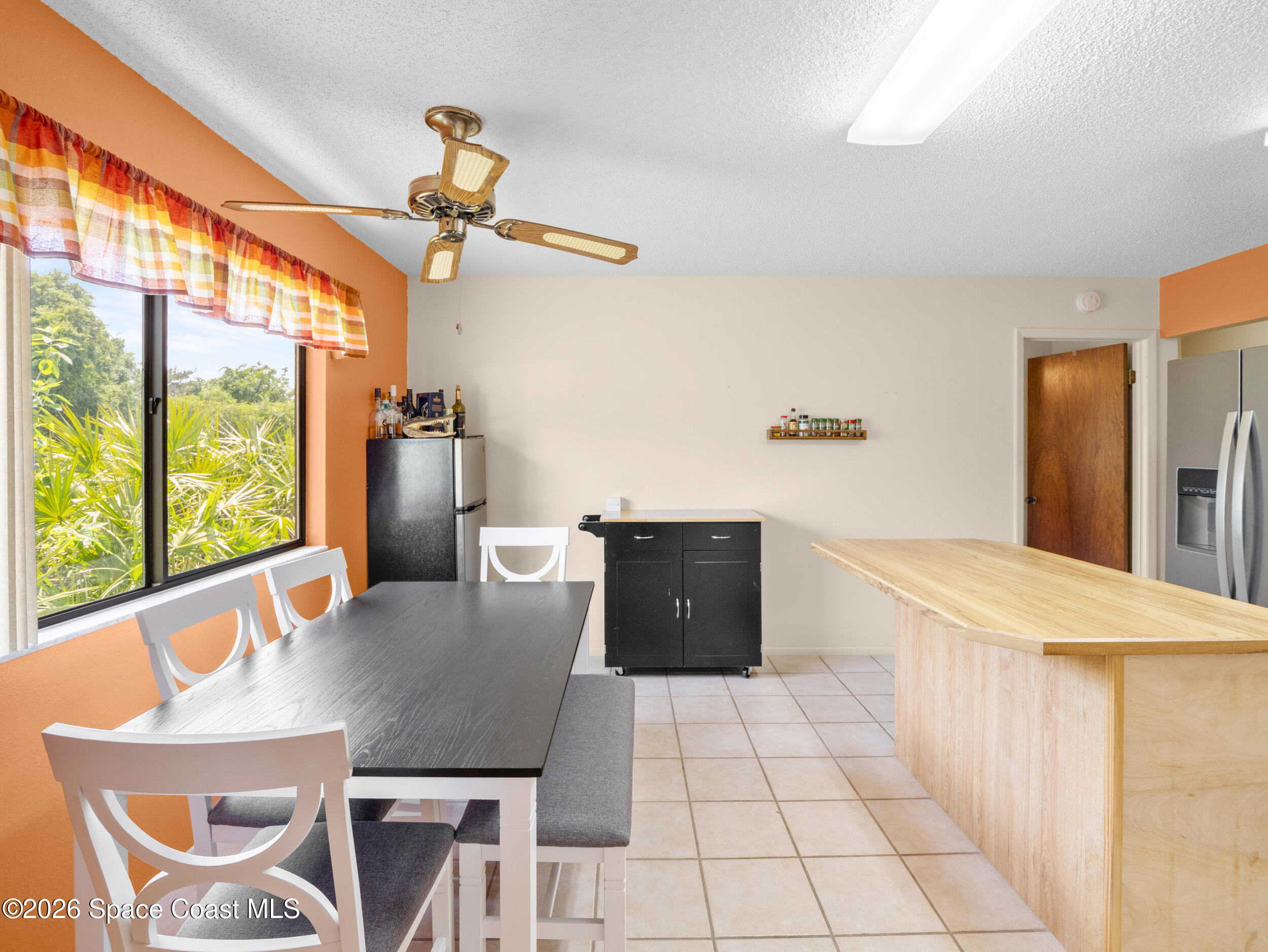 3745 Canberra Court Property Photo 9