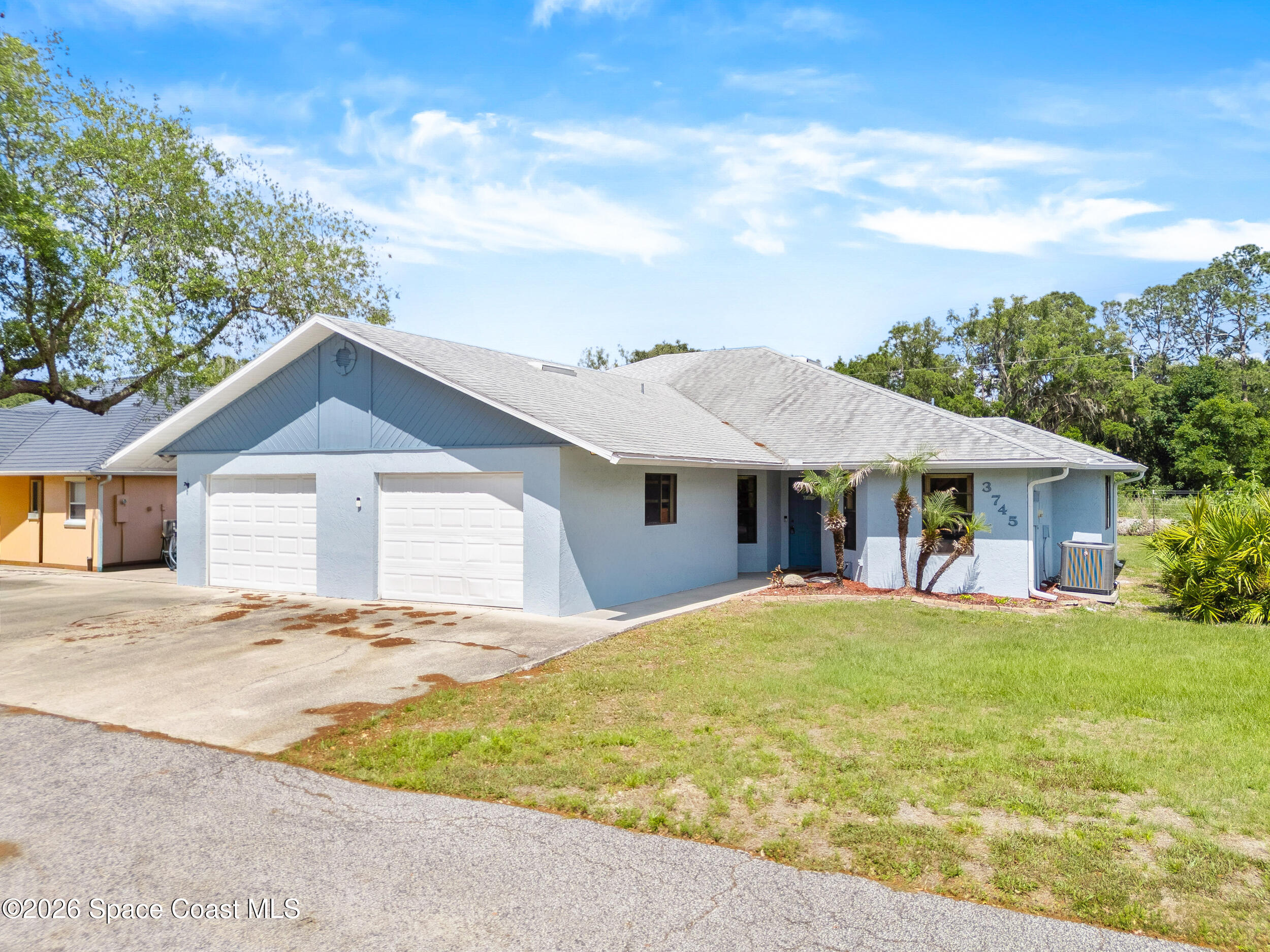 3745 Canberra Court Property Photo 23
